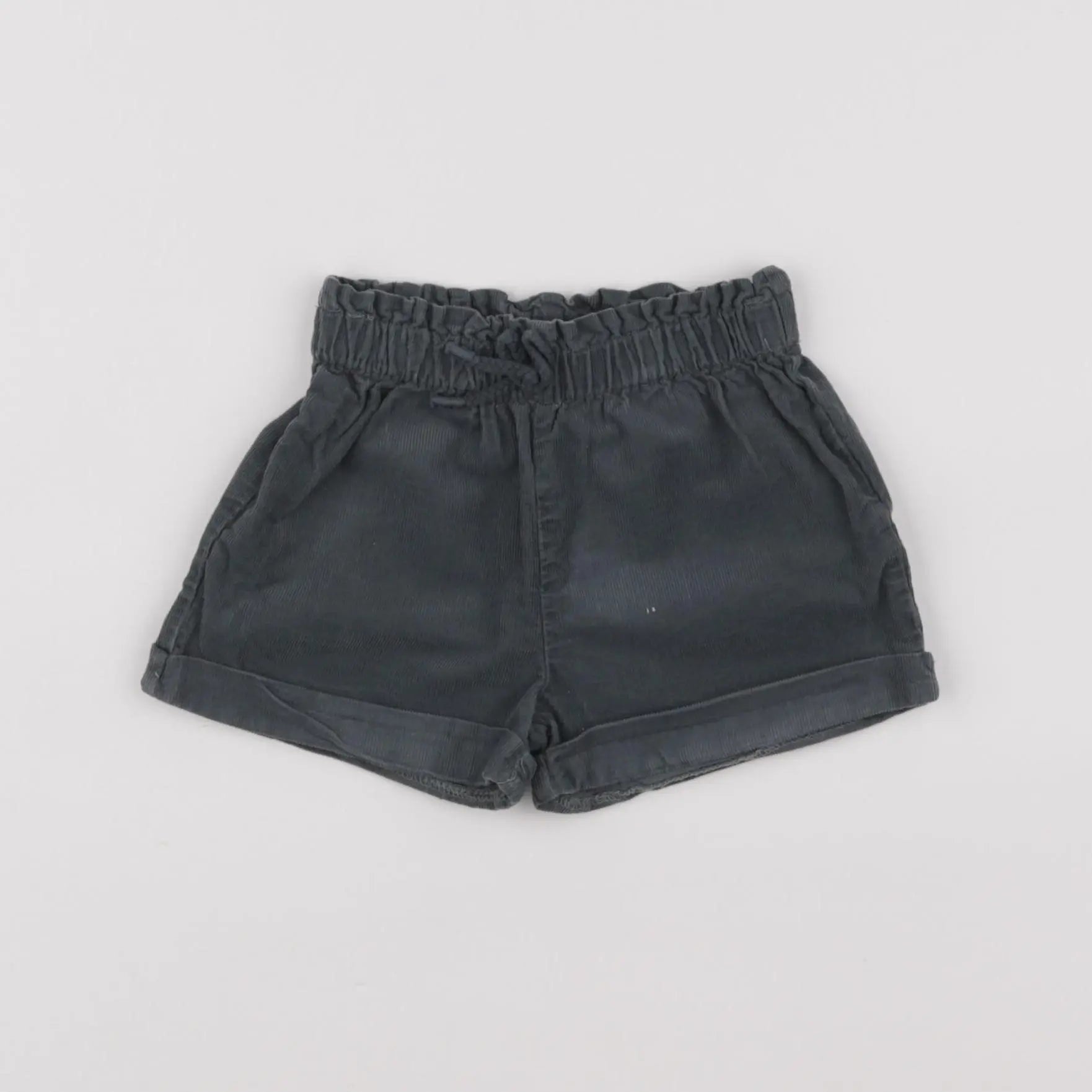 Vertbaudet - short vert - 18 mois