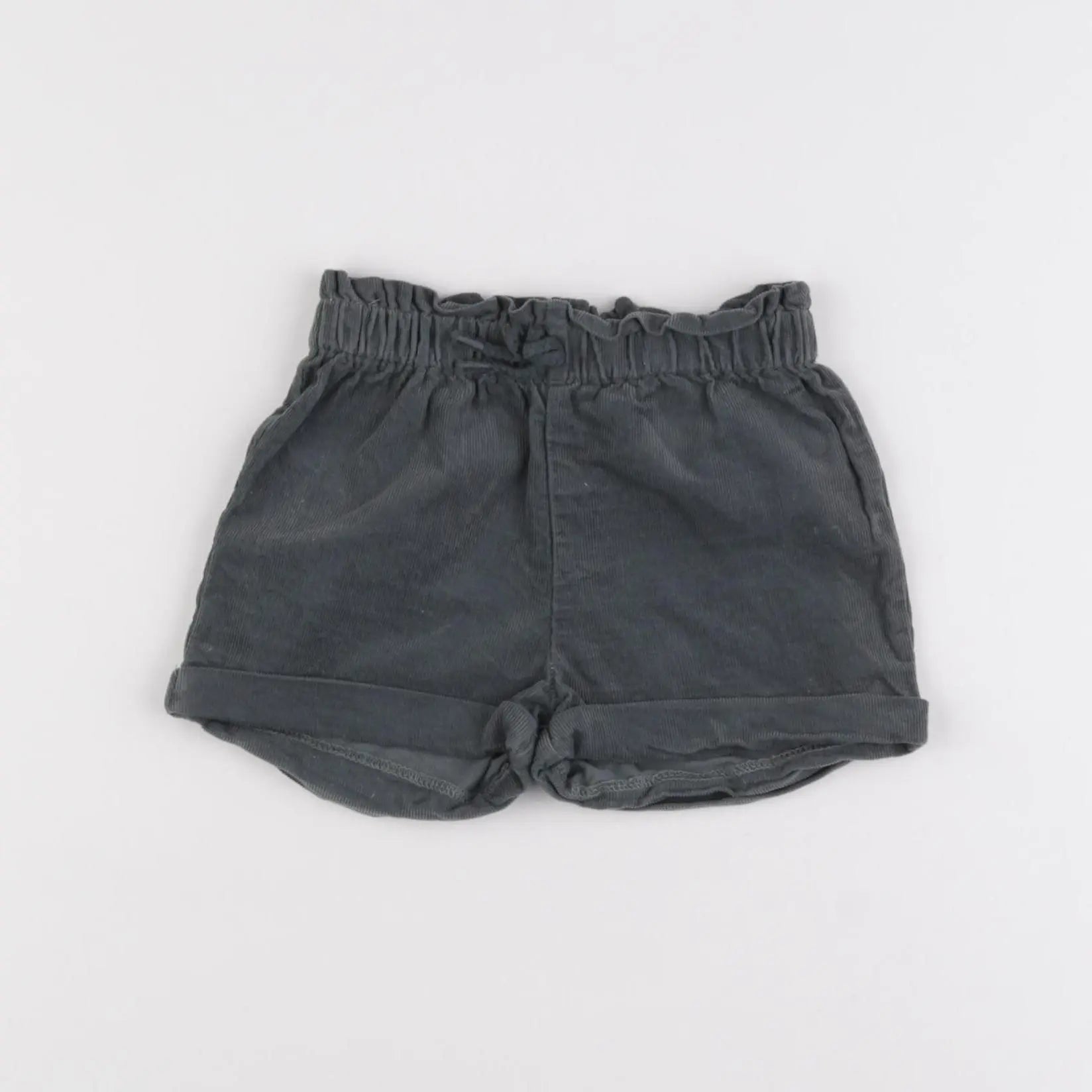 Vertbaudet - short vert - 18 mois