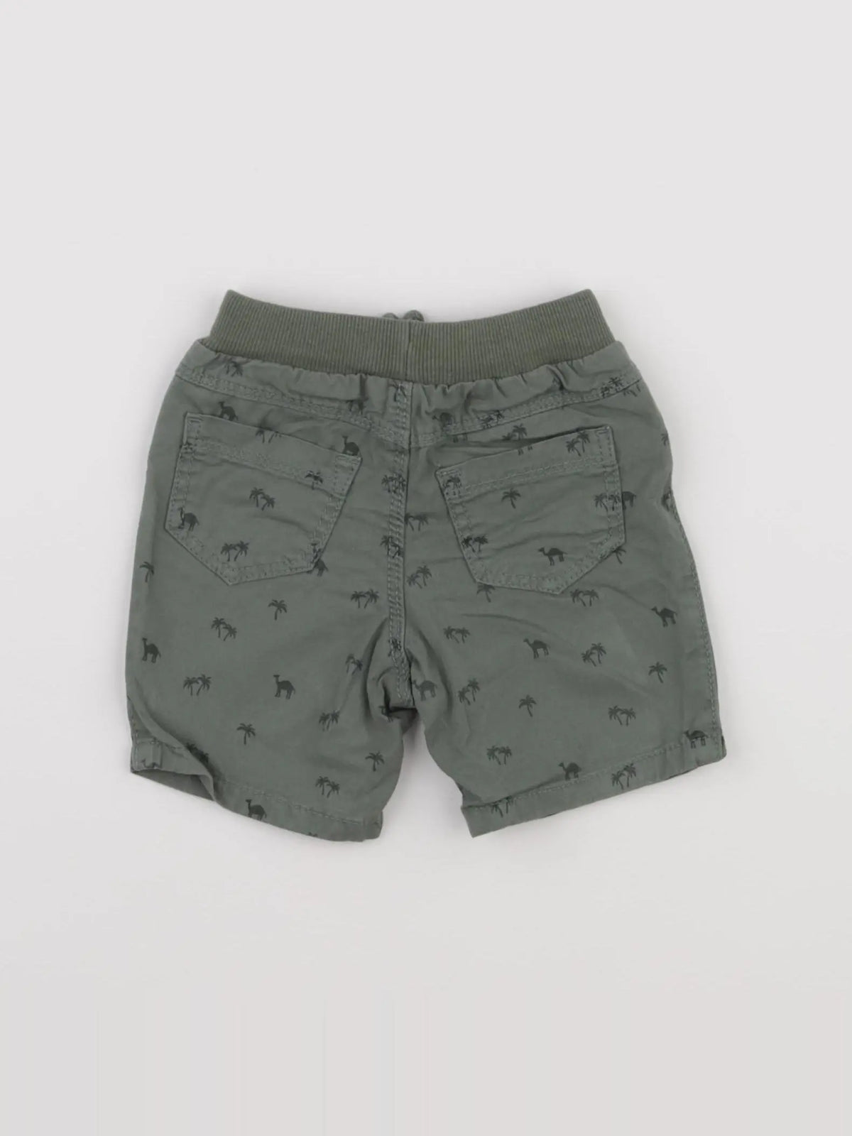 Tape à l'oeil - short vert - 6 mois