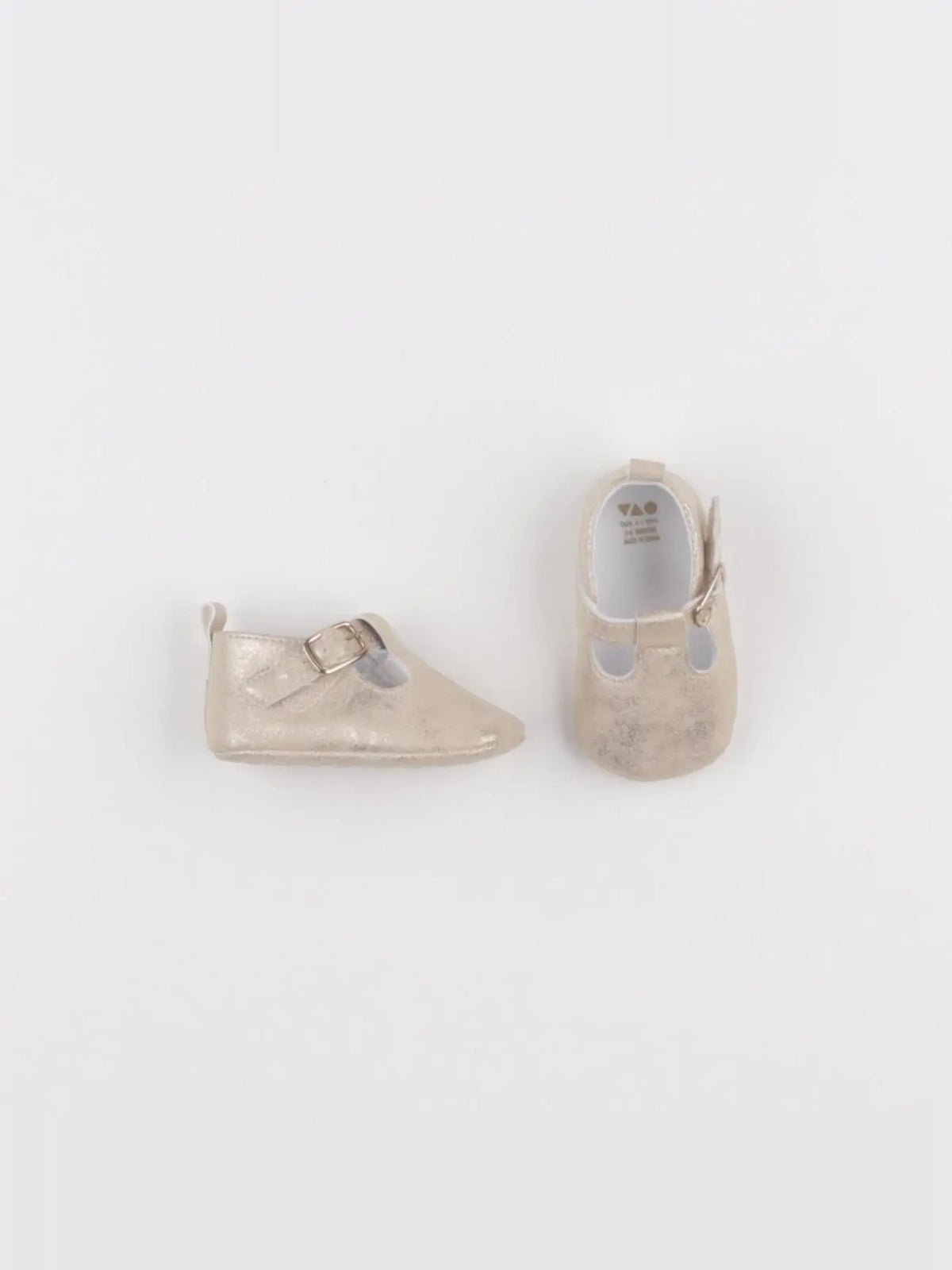 Tape à l'oeil - chaussons or - pointure 17