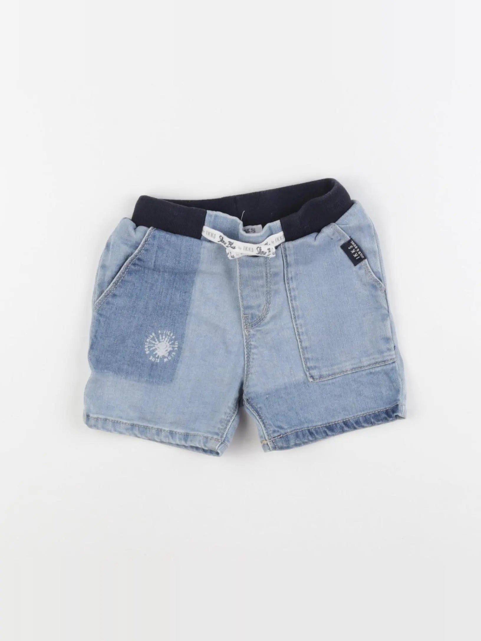 IKKS - short bleu - 18 mois