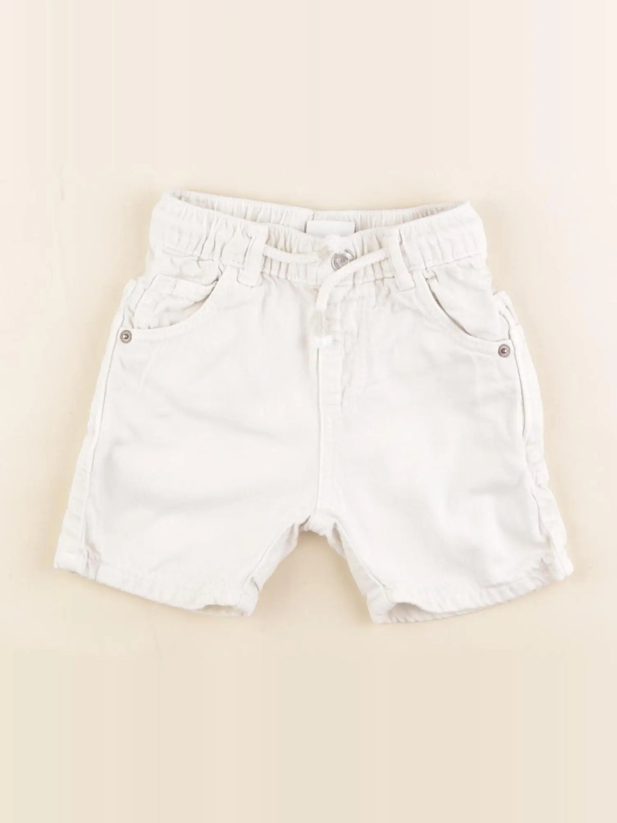 Zara - short beige - 18 mois