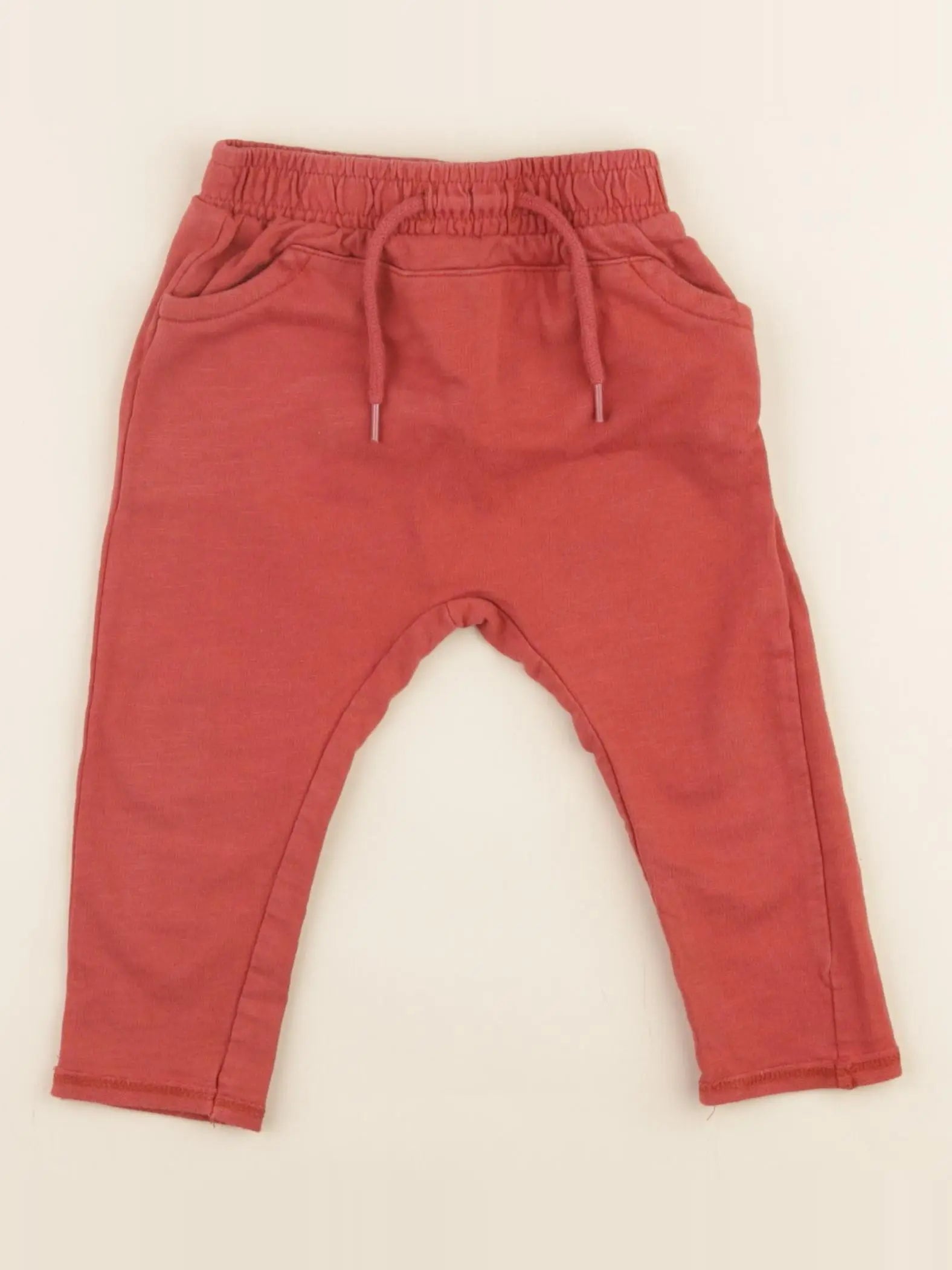 Vertbaudet - sarouel rouge - 9 mois