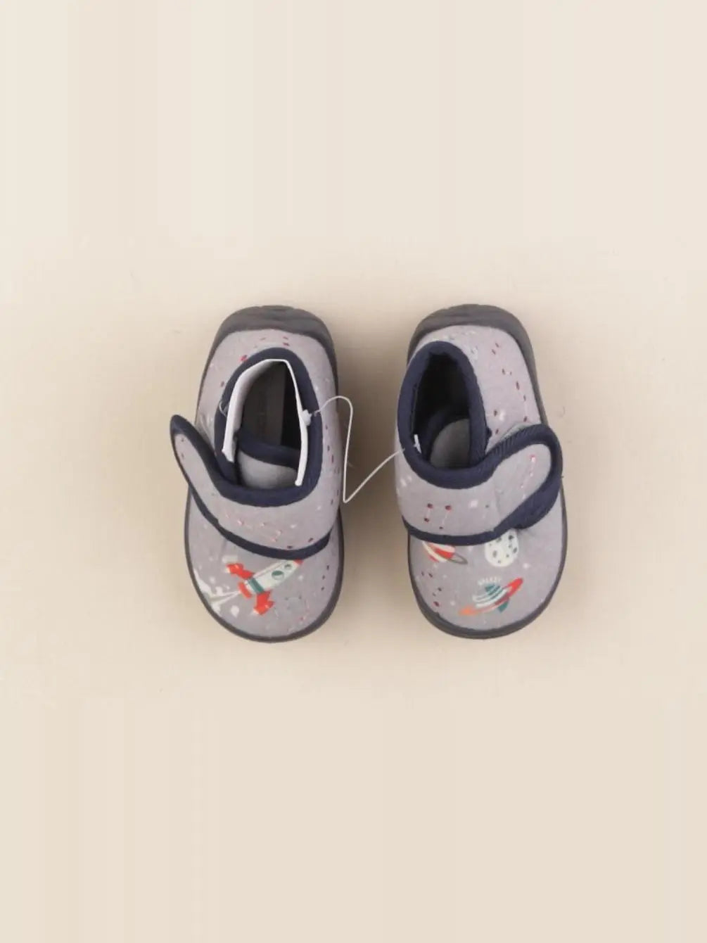 Vertbaudet - chaussons gris - pointure 18