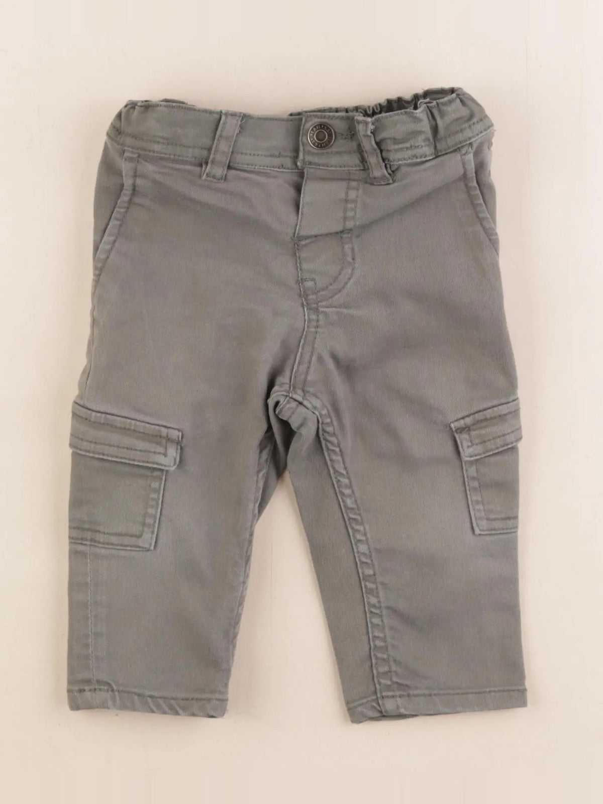 H&M - jean vert - 6/9 mois