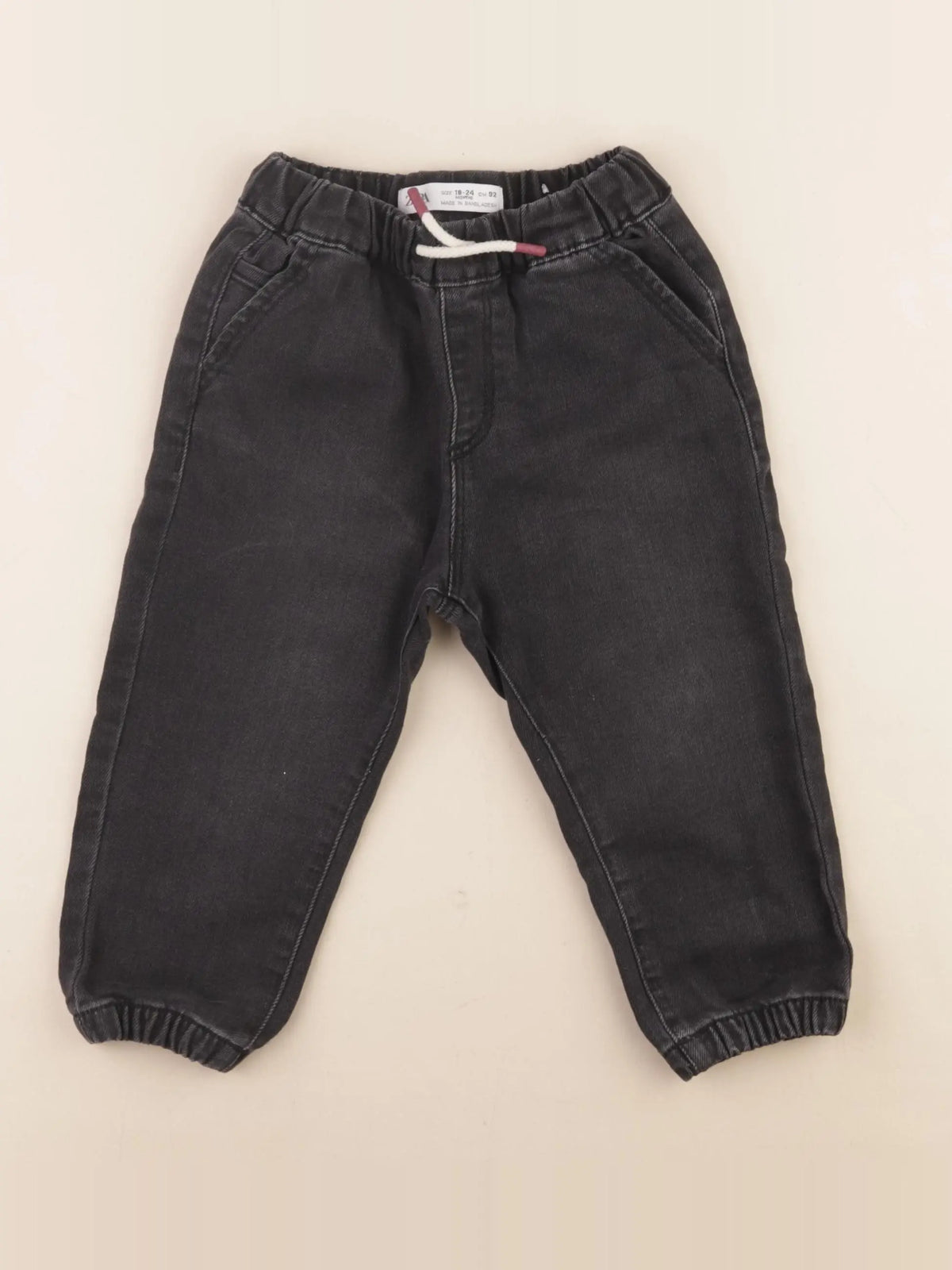 Zara - jean noir - 18/24 mois