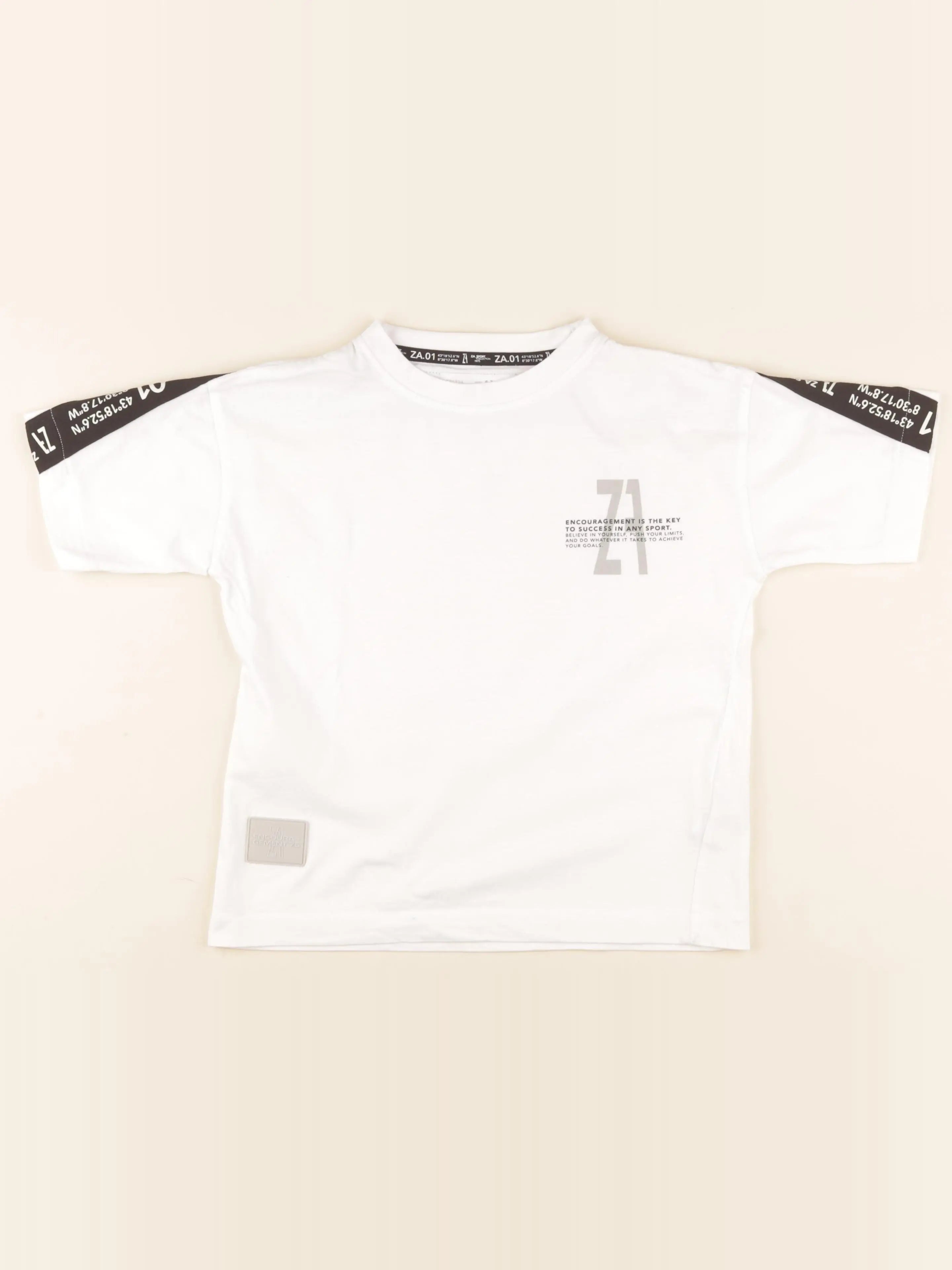 Zara - tee-shirt imprimé au dos blanc, noir - 6/7 ans