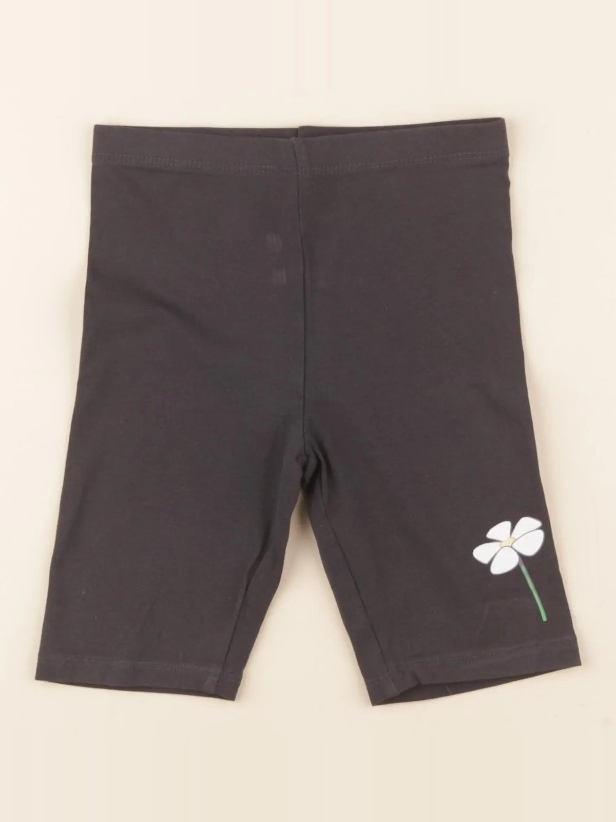 H&M - short noir - 6/7 ans