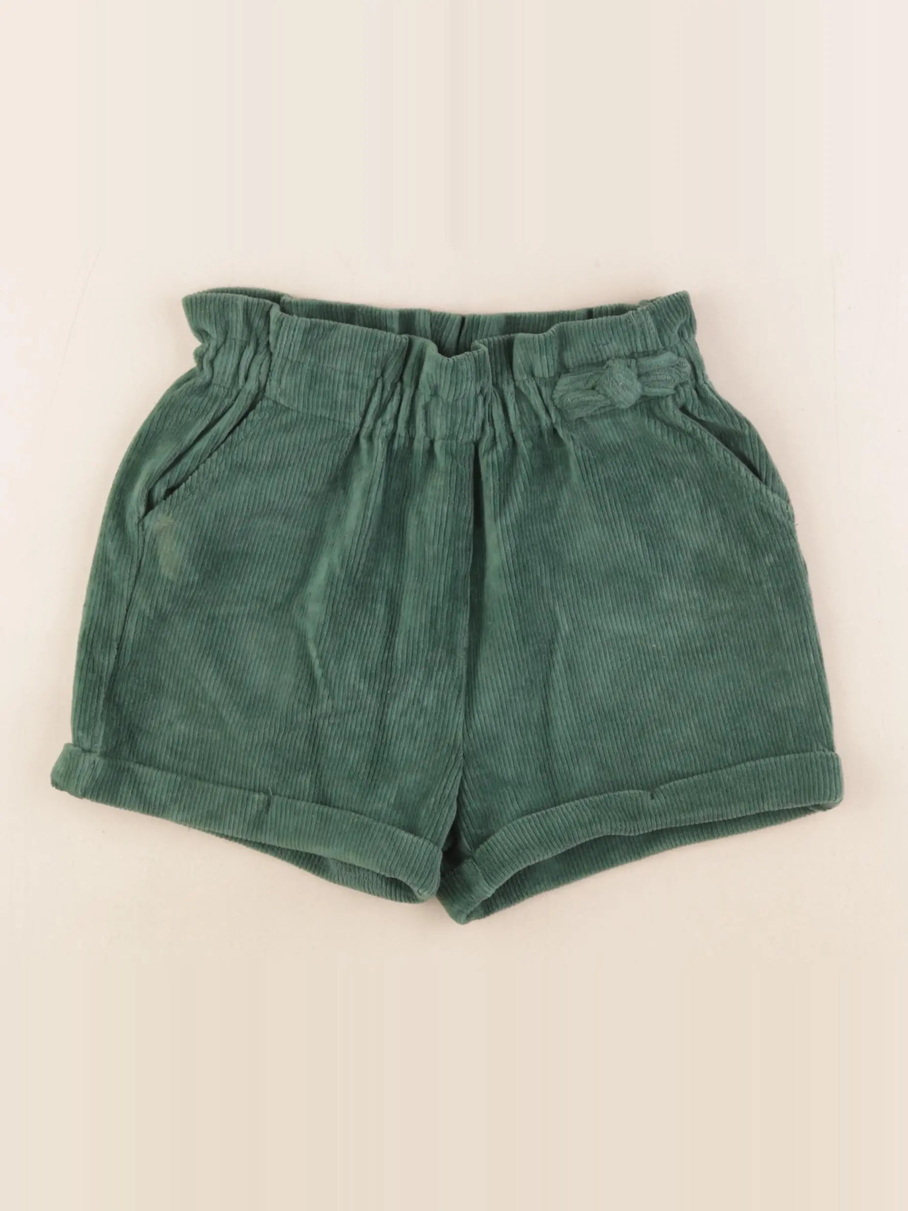 Vertbaudet - short vert - 8 ans