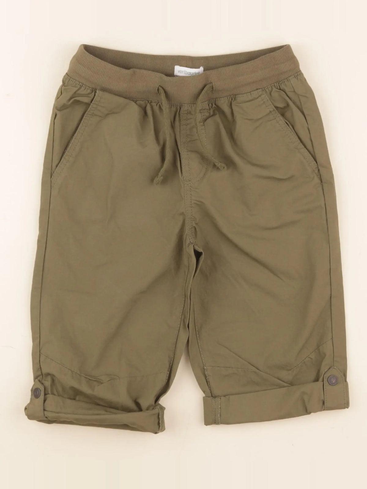 Vertbaudet - short vert - 7 ans
