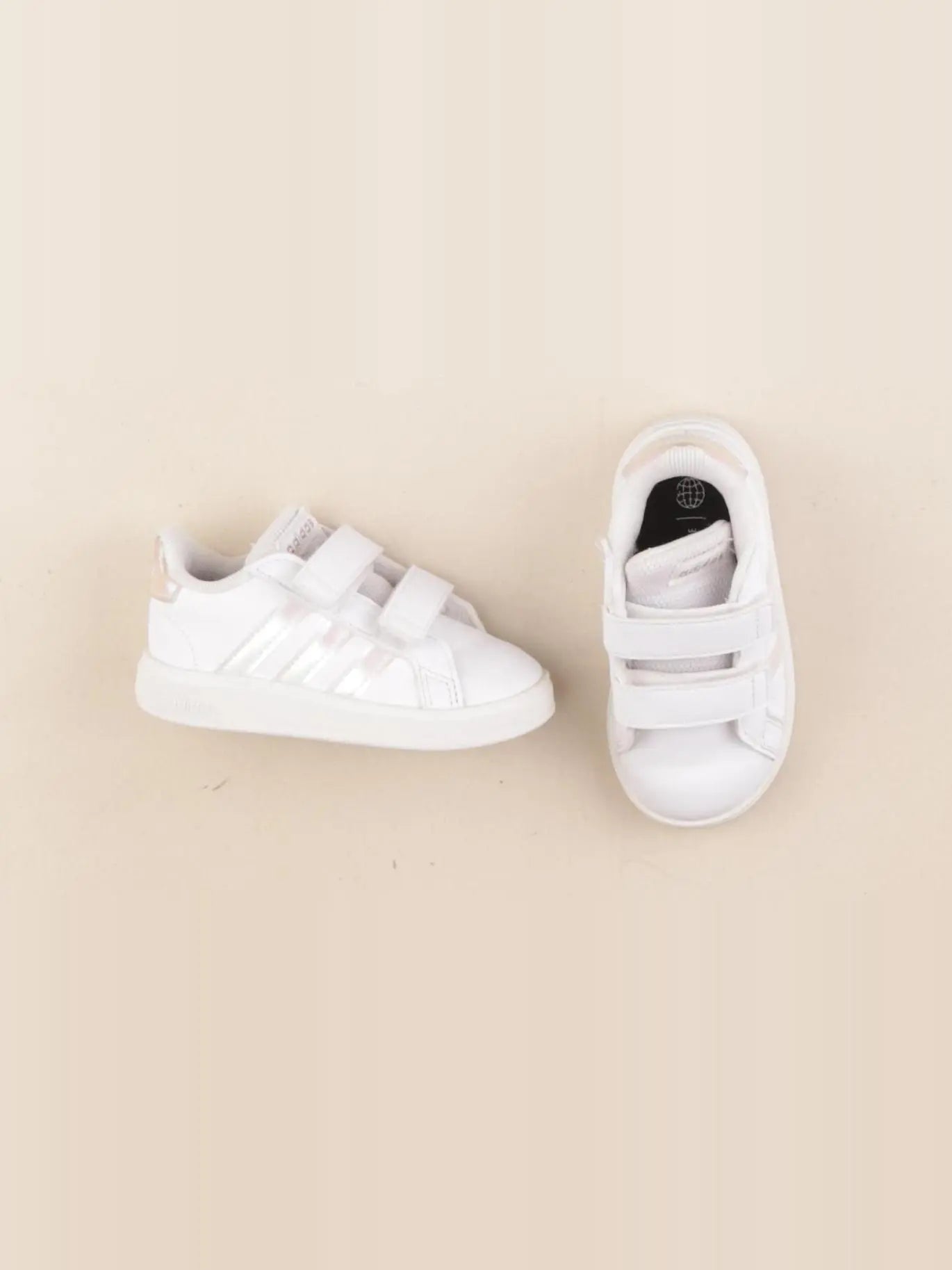 Adidas - baskets blanc - pointure 21