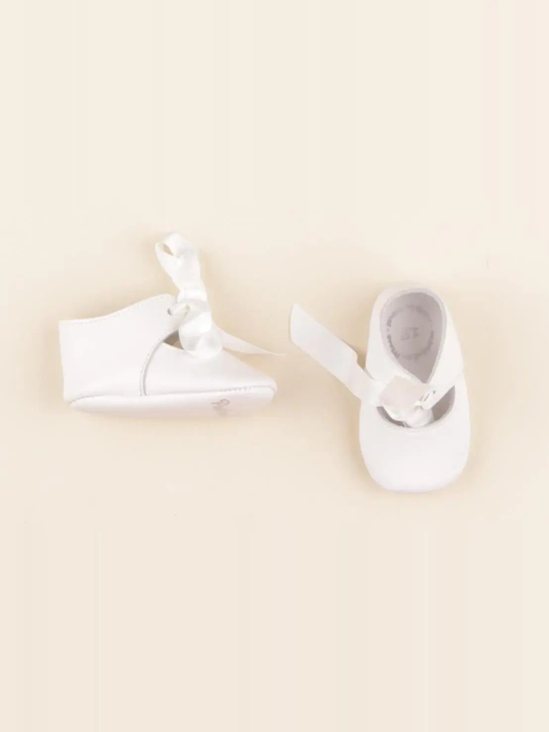 Patt'touch - chaussons blanc - pointure 18