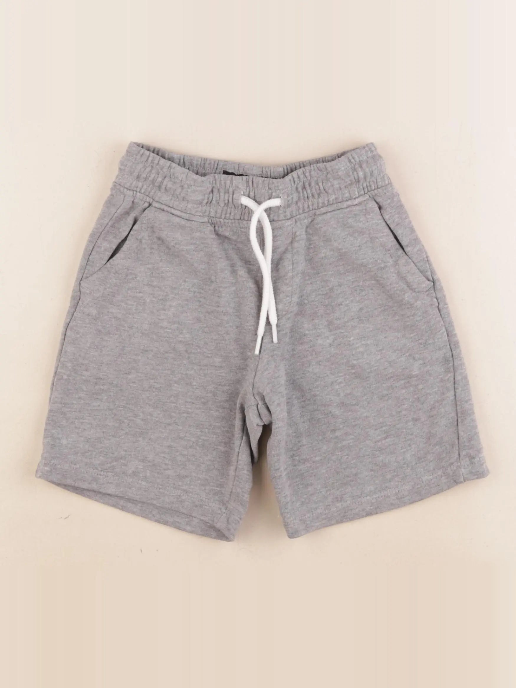 Next - short gris - 5 ans