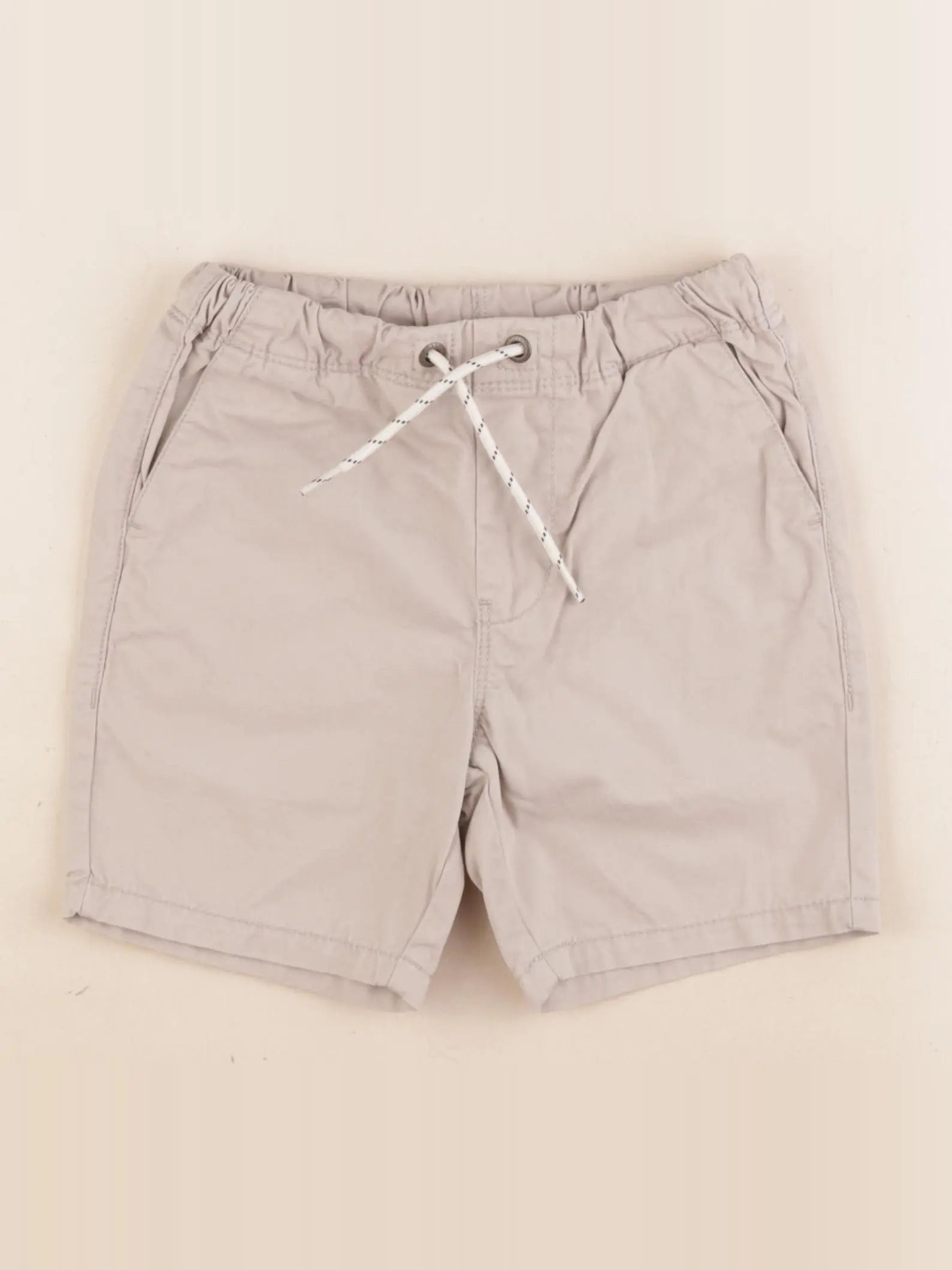 Next - short beige - 5 ans