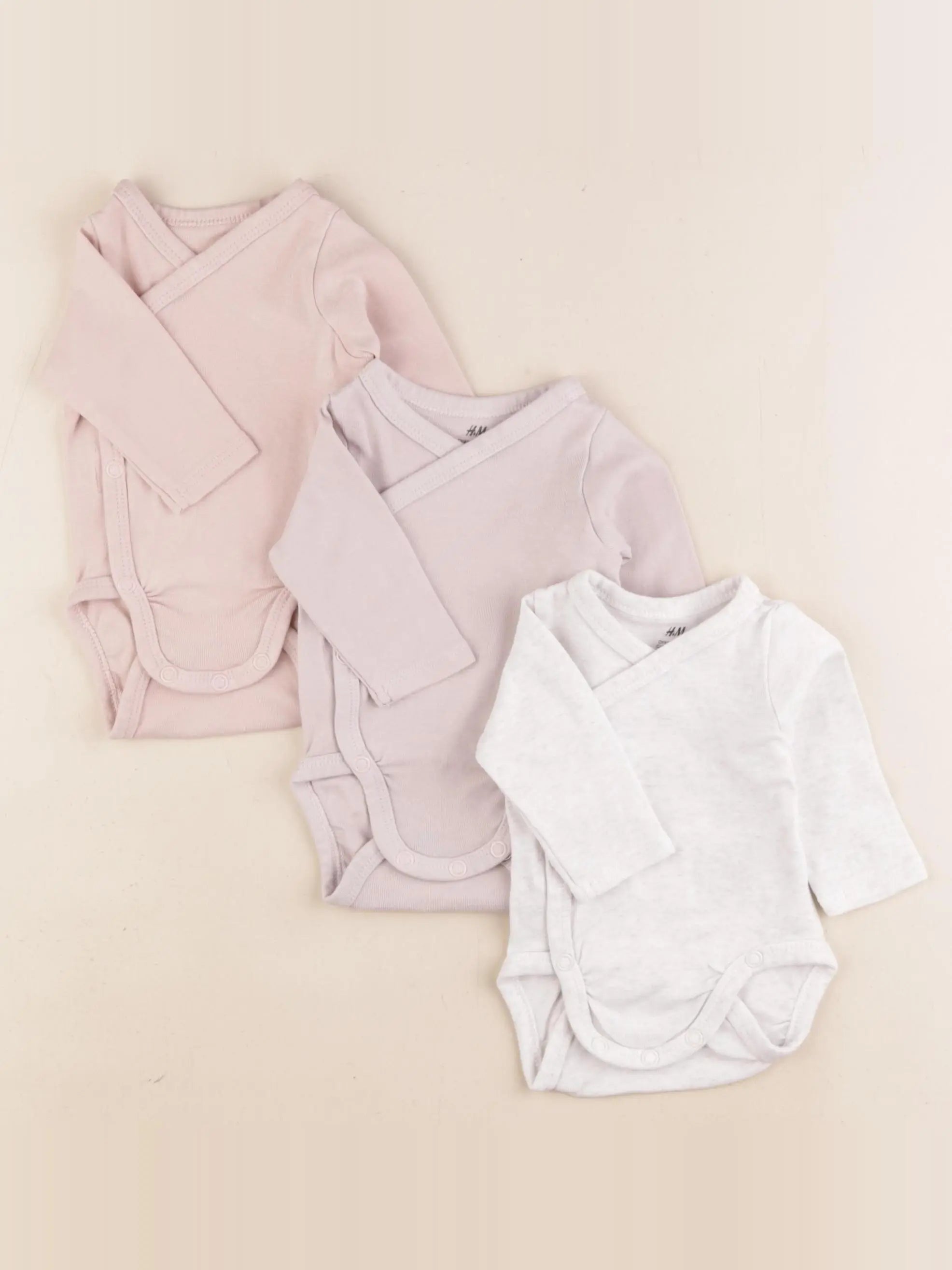 H&M - lot de 3 bodies en coton rose, gris - 0/1 mois