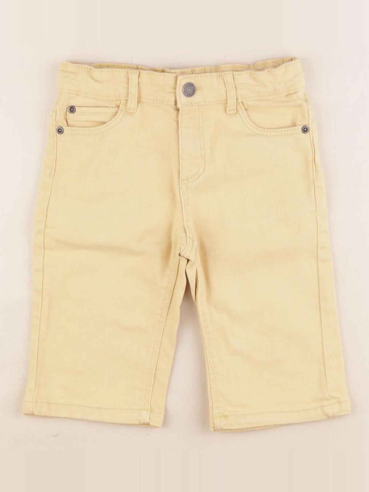 Vertbaudet - short jaune - 7 ans