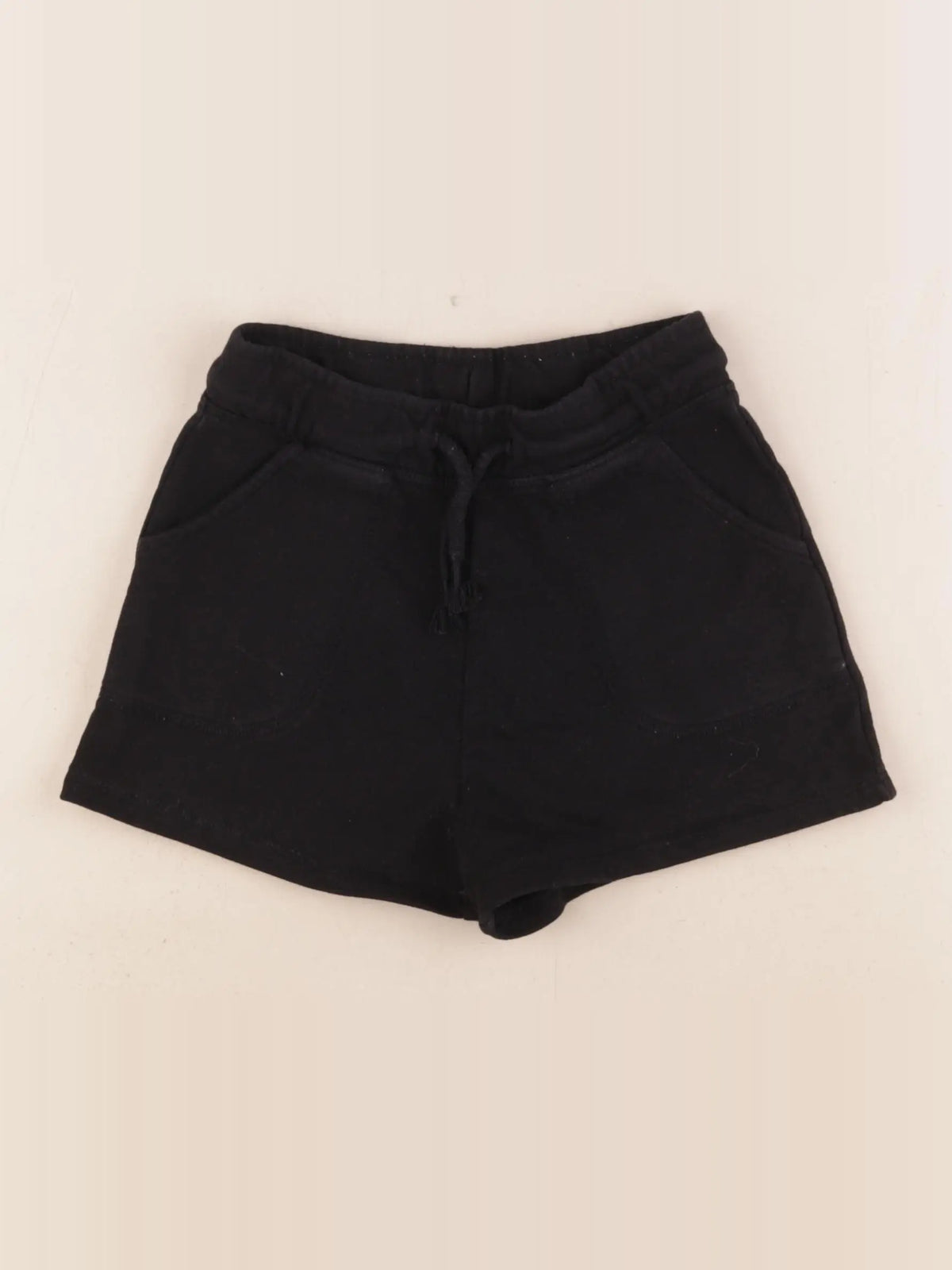 Mango - short noir - 5/6 ans