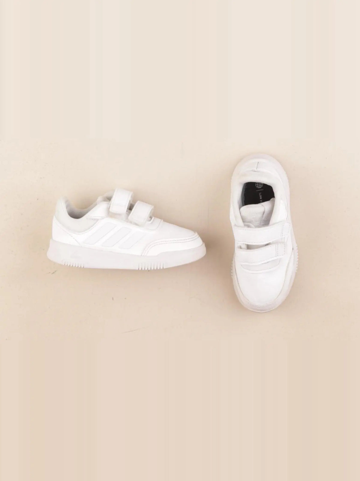 Adidas - baskets blanc - pointure 24
