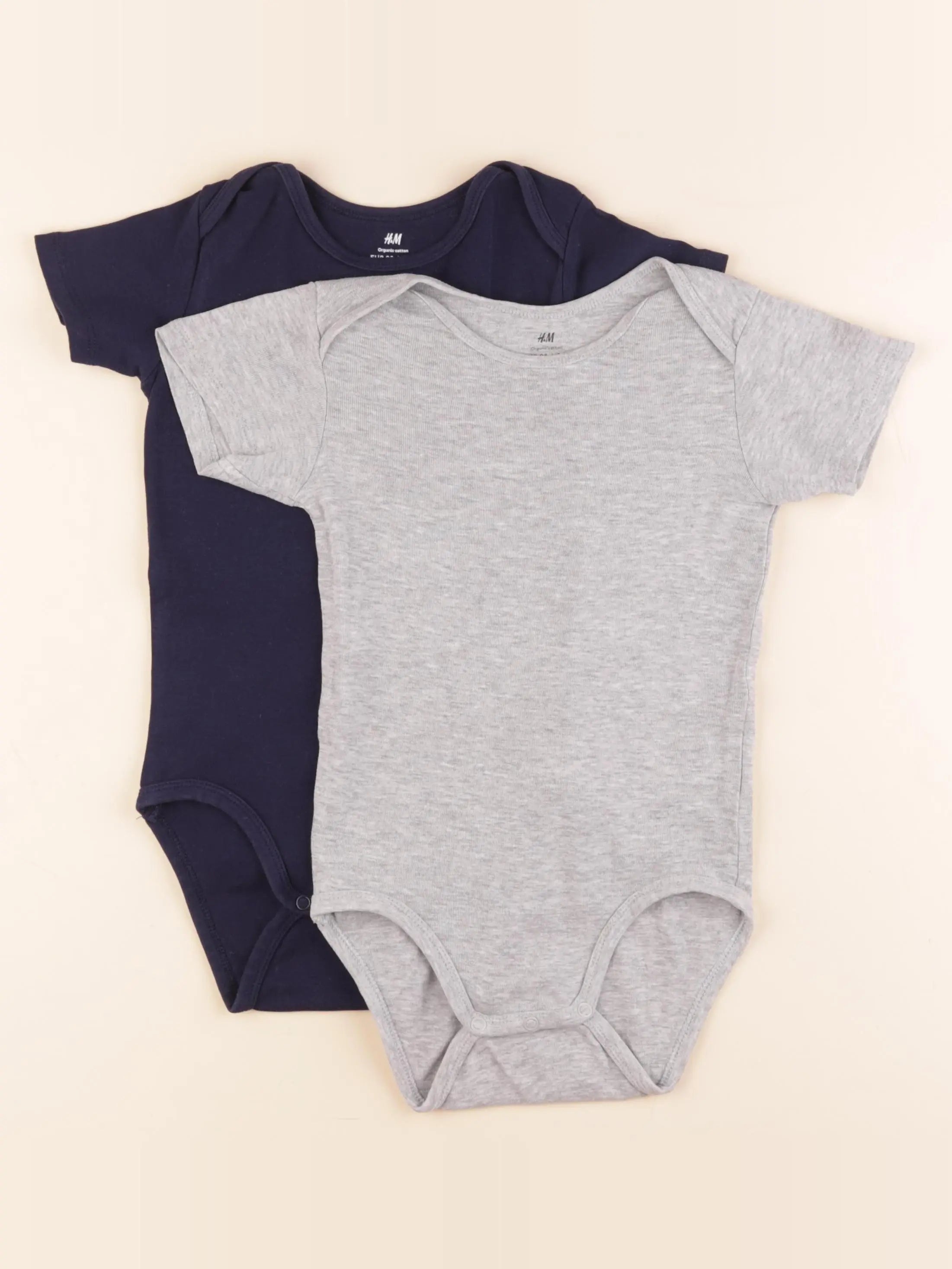 H&M - lot de 2 bodies en coton gris, bleu - 2/3 ans