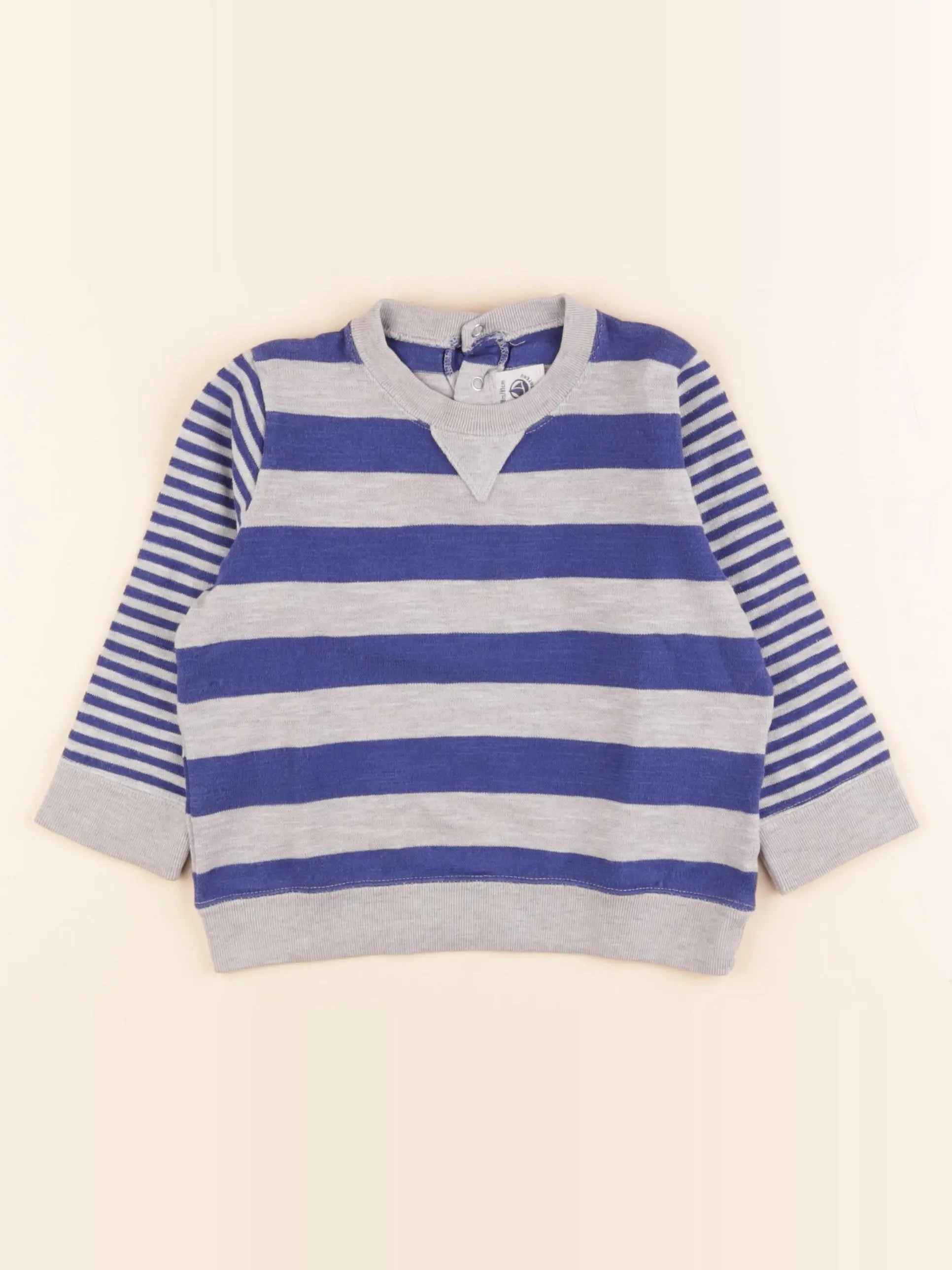 Sweat bleu