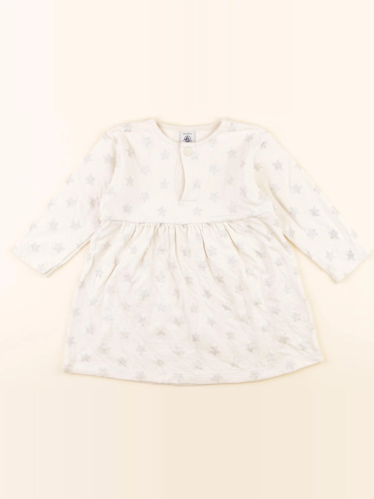 Robe beige, argent