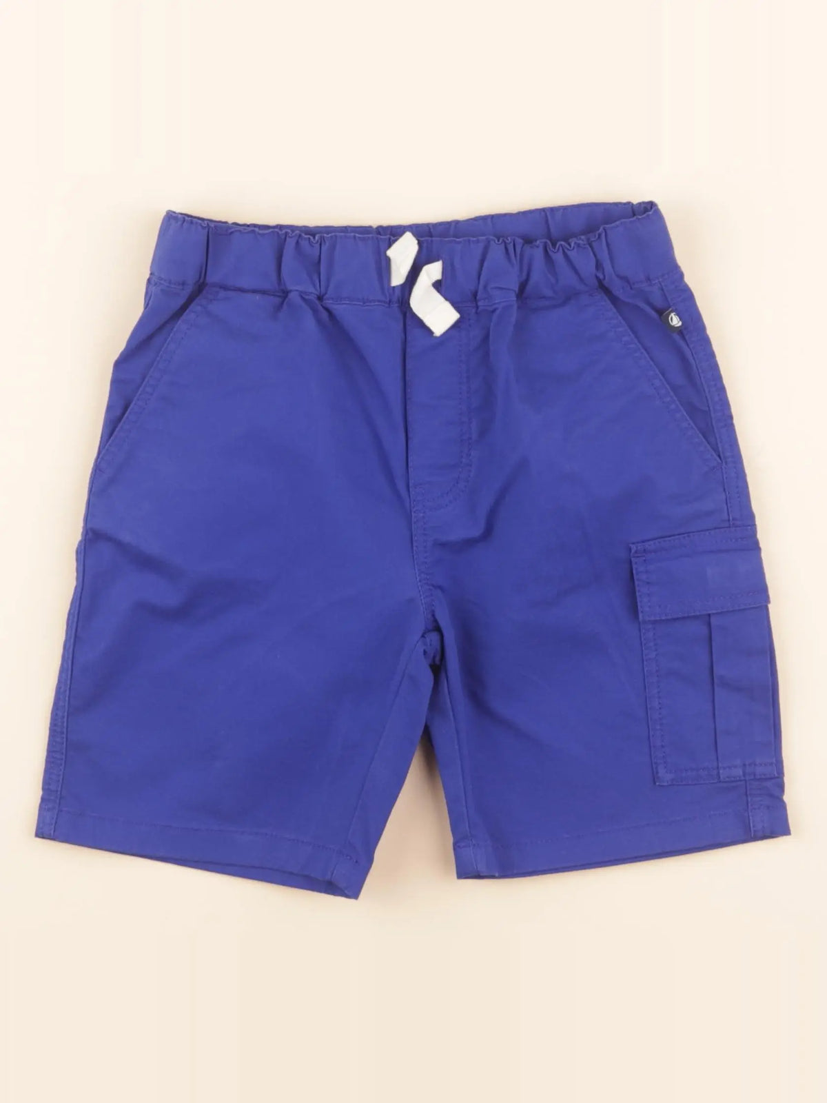 Short bleu
