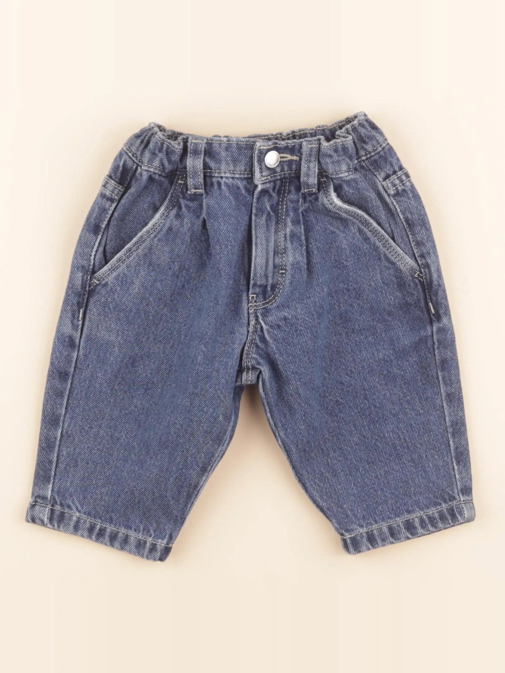 Short bleu