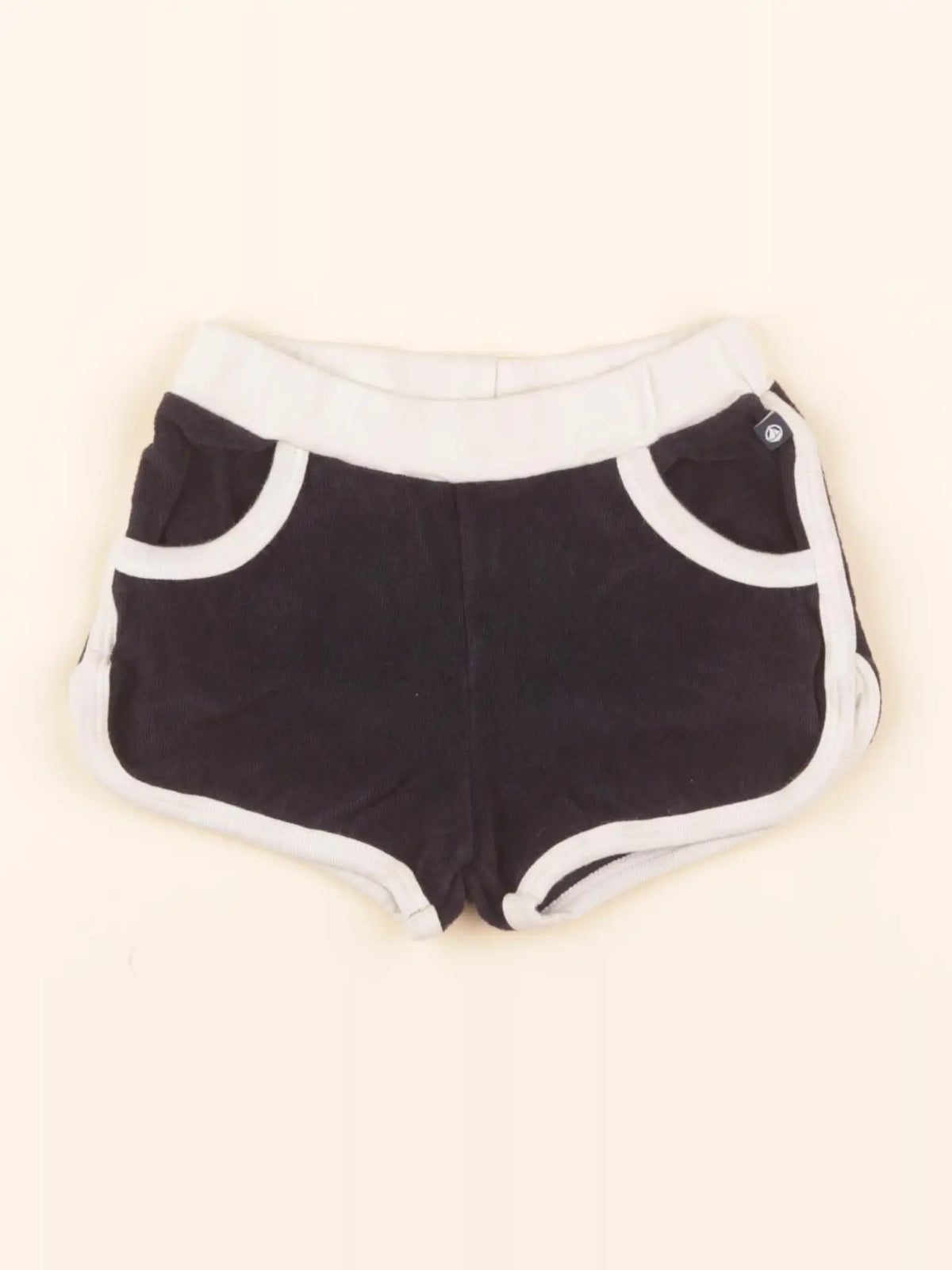 Short bleu, beige