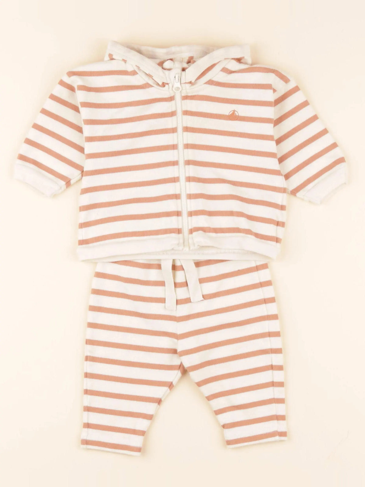 Ensemble marron, beige