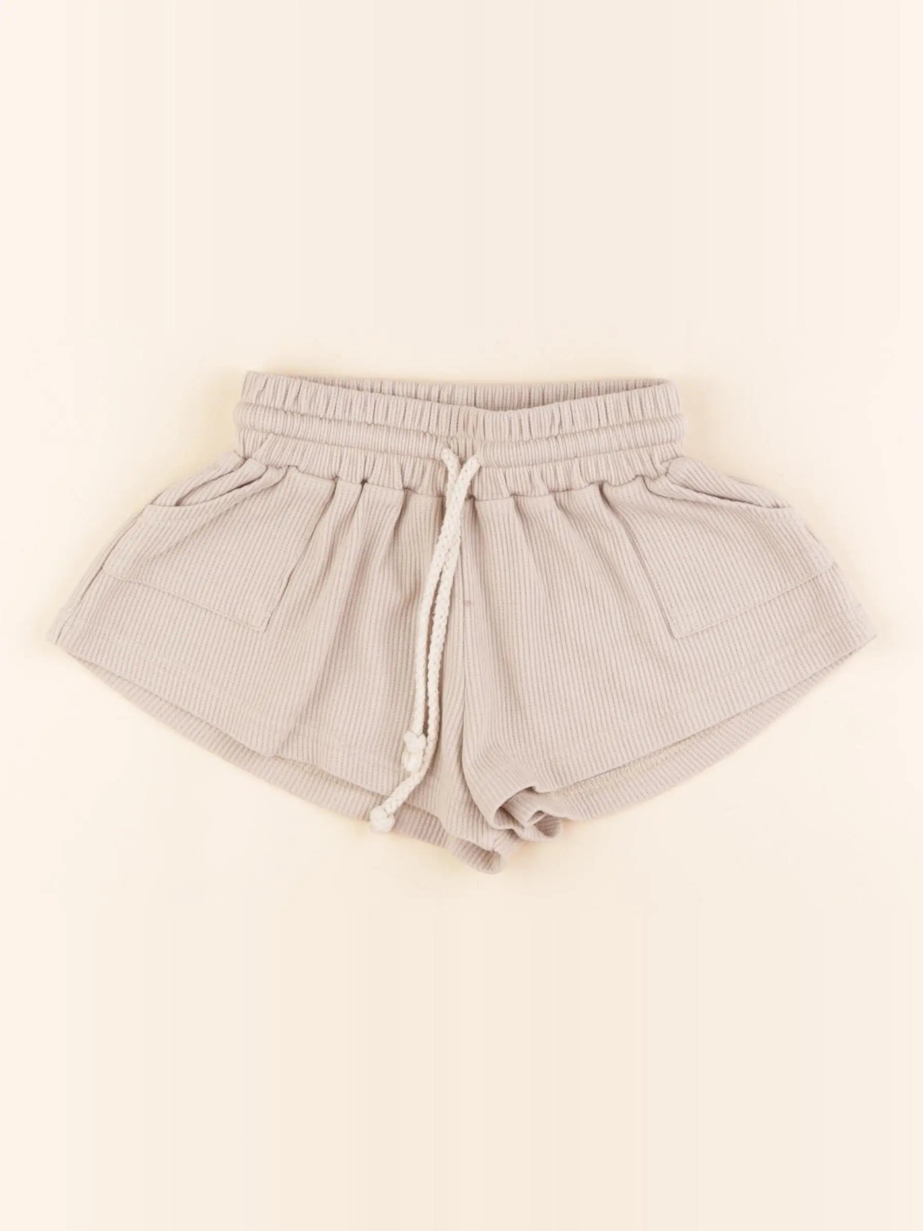 Gamin gamine - short beige - 2 ans
