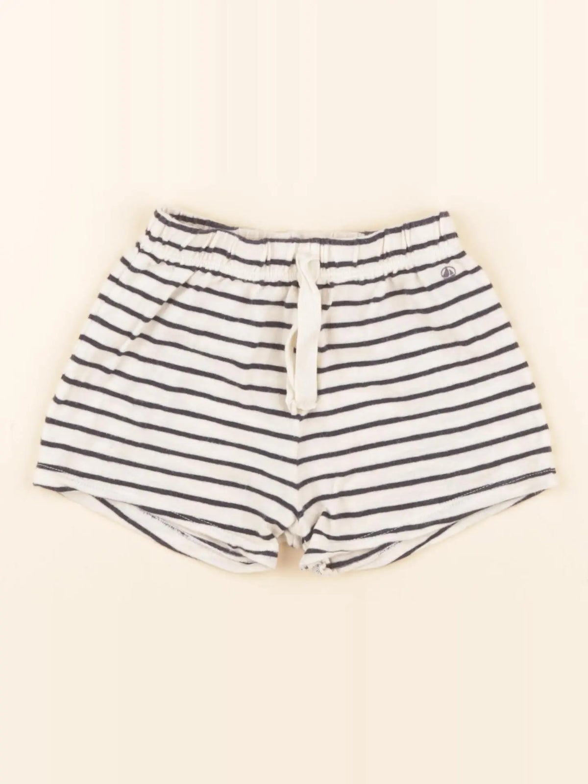 Short beige