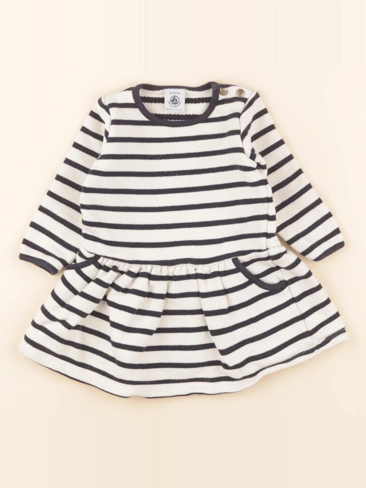 Robe beige, bleu