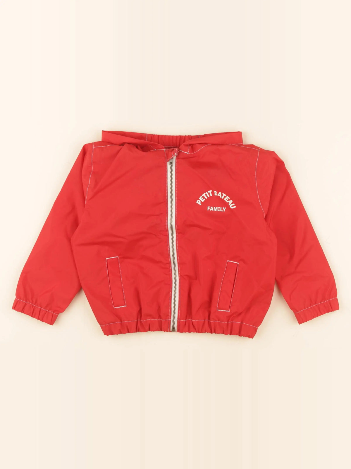 Coupe-vent rouge