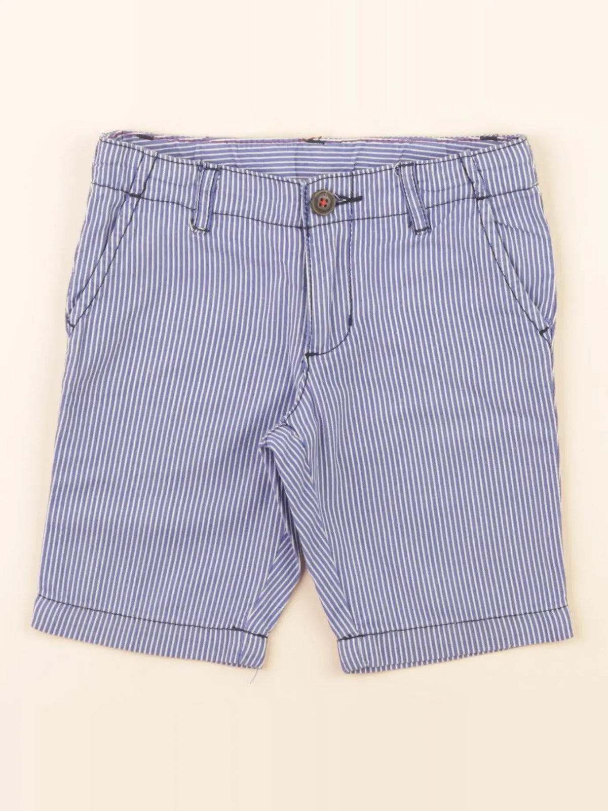 Short bleu