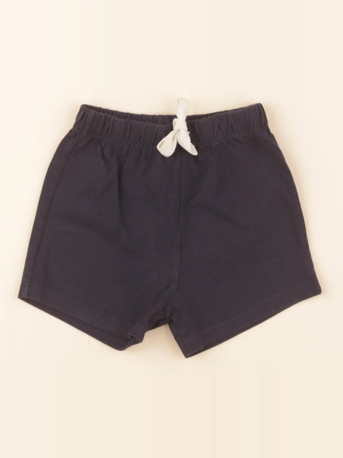 Short bleu