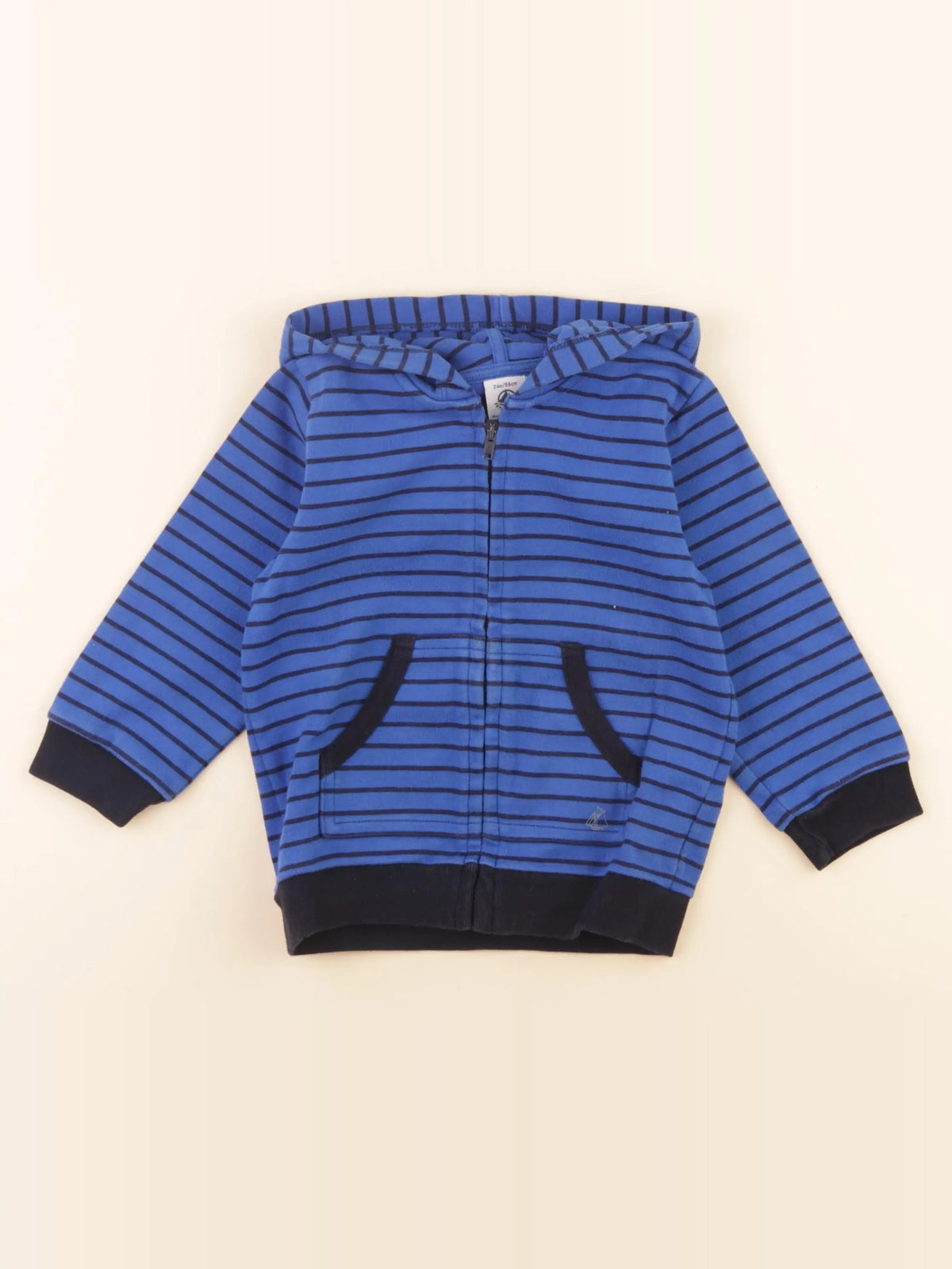 Sweat bleu