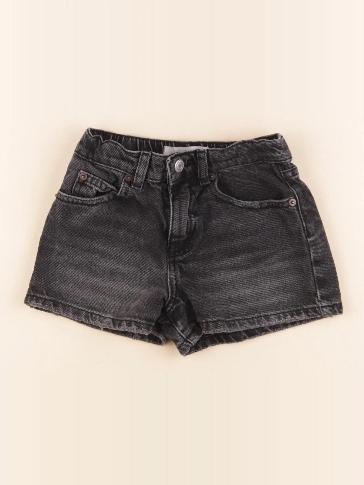 Zara - short noir - 8/9 ans
