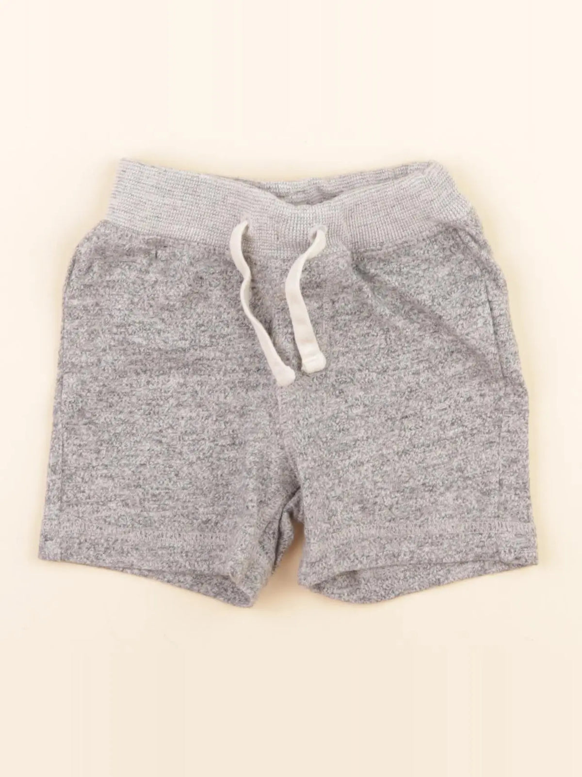 GAP - short gris - 12/18 mois
