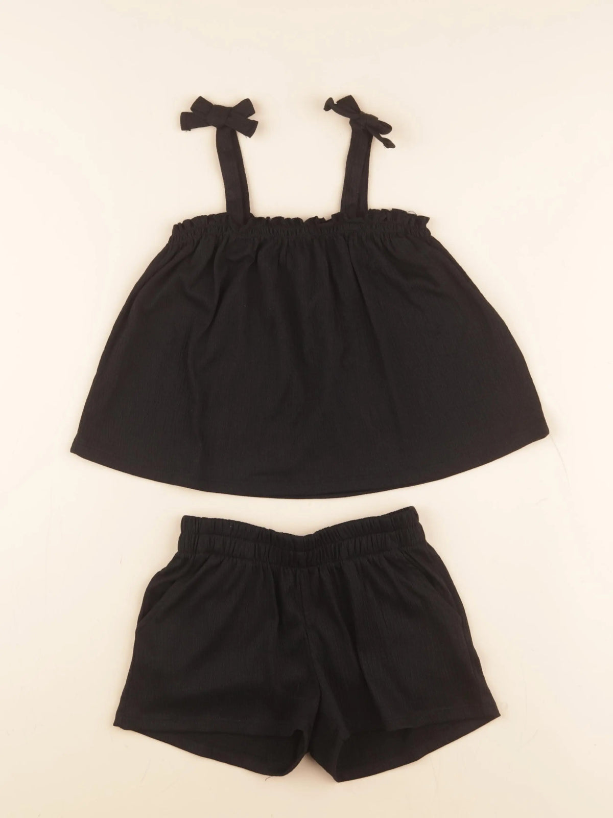 H&M - ensemble noir - 5/6 ans