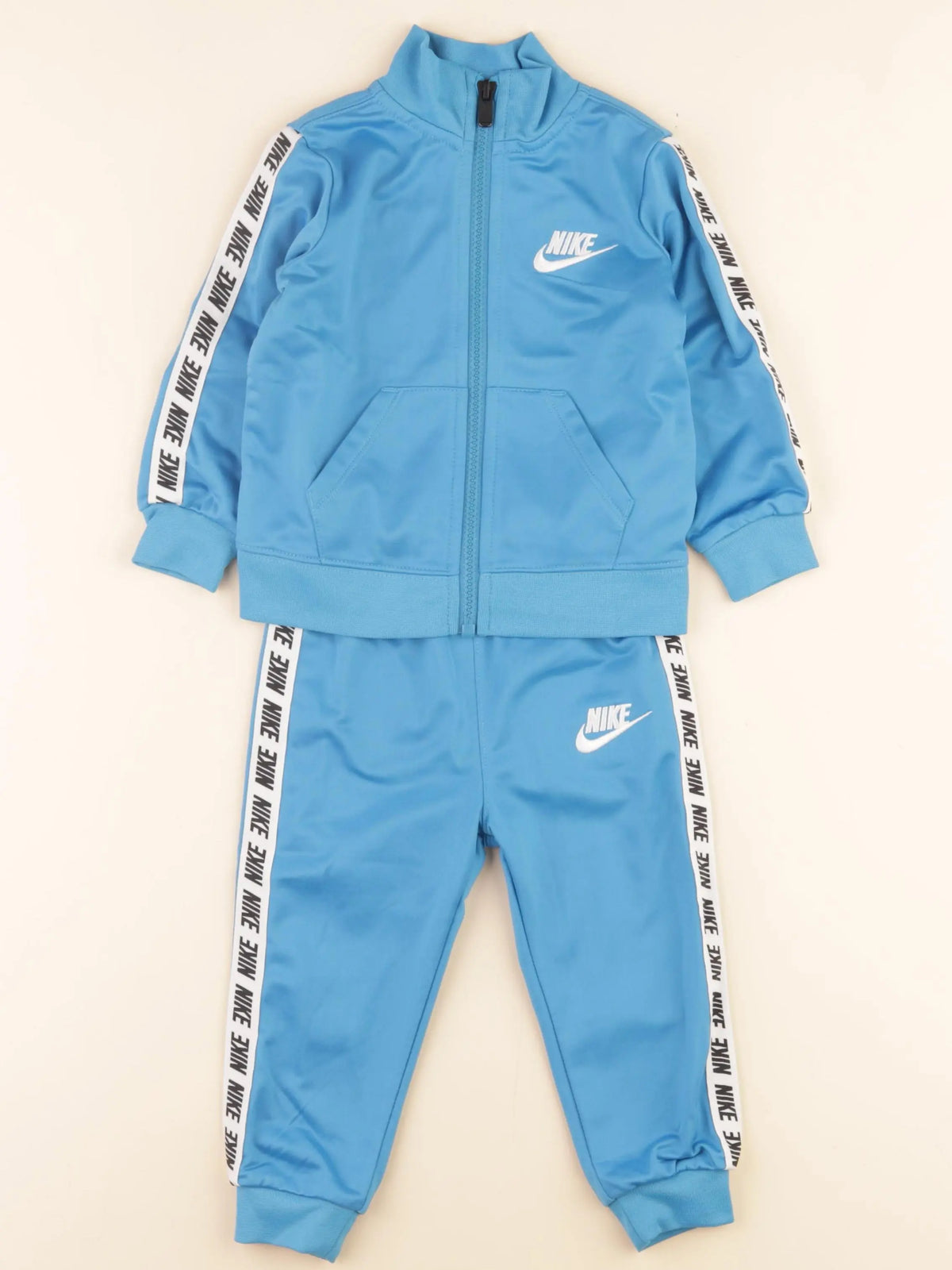 Nike - ensemble bleu - 18 mois