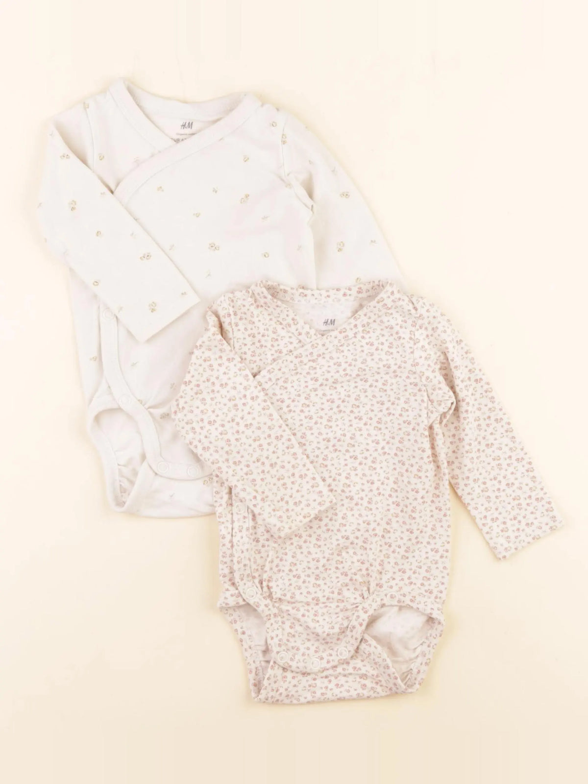 H&M - lot de 2 bodies en coton beige - 2/4 mois