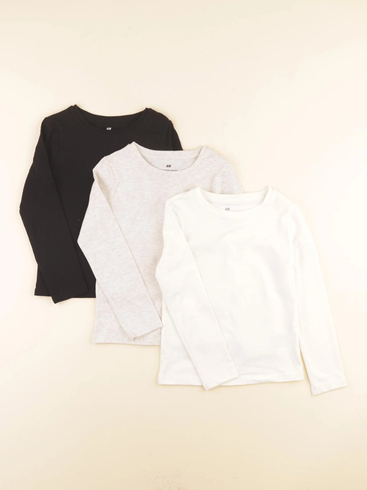 H&M - lot de 3 tee-shirts beige, noir - 4/6 ans