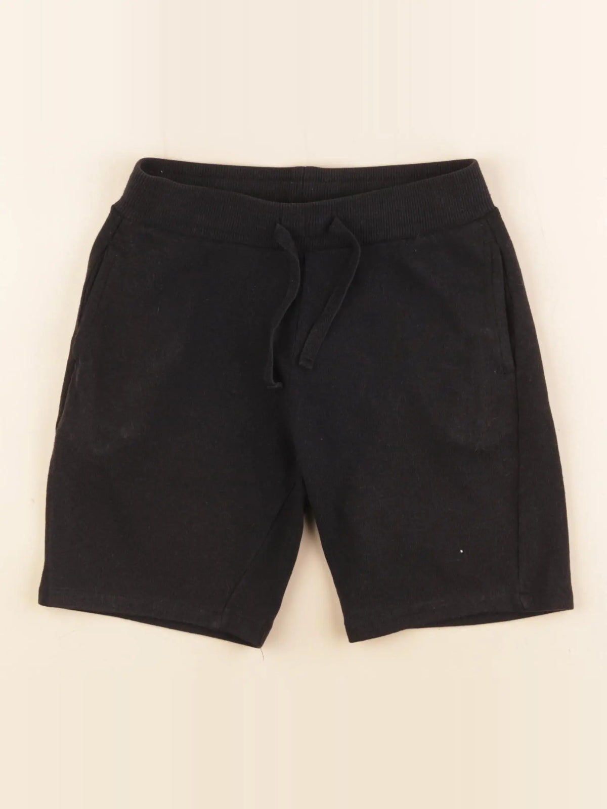Vertbaudet - short noir - 7 ans