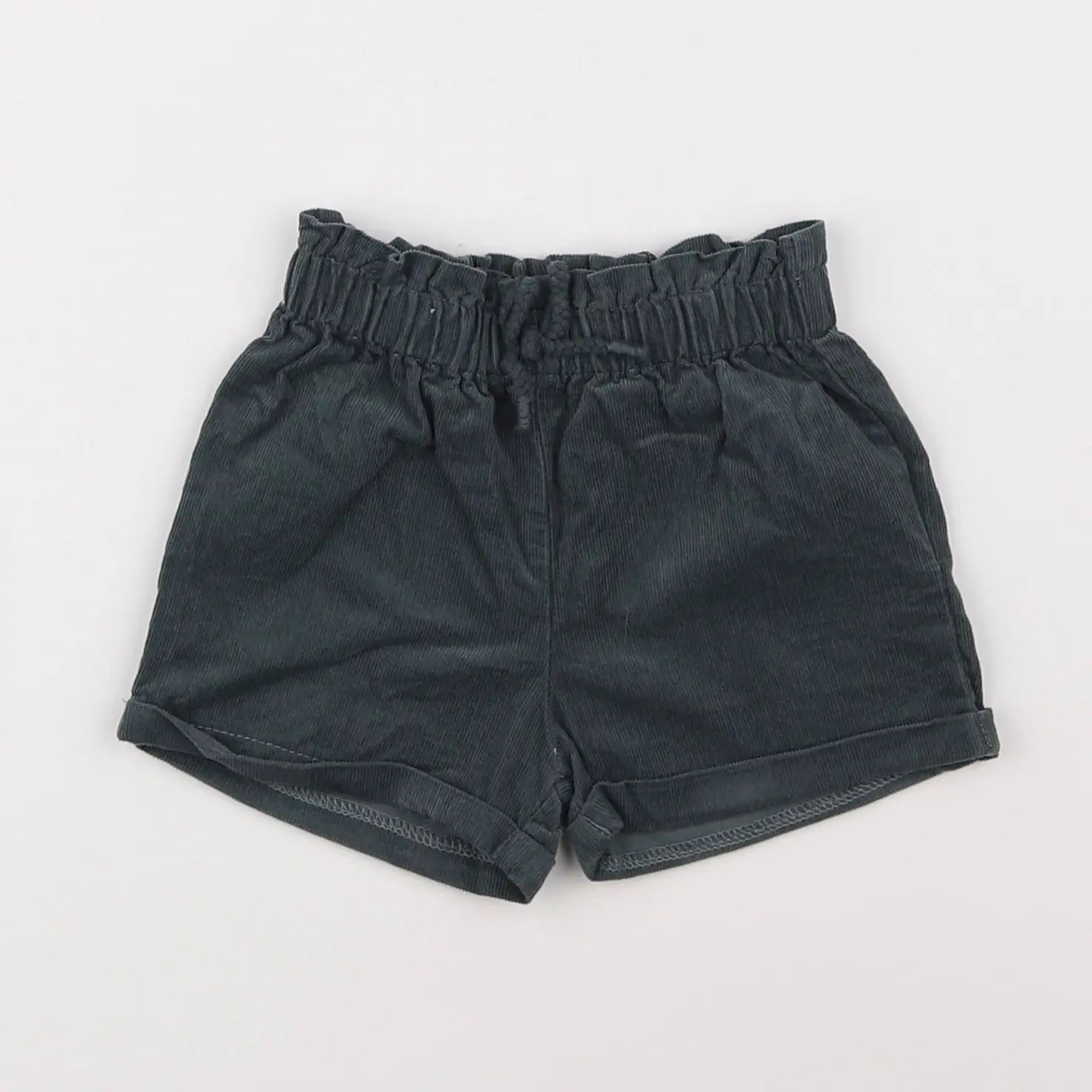 Vertbaudet - short vert - 6 mois