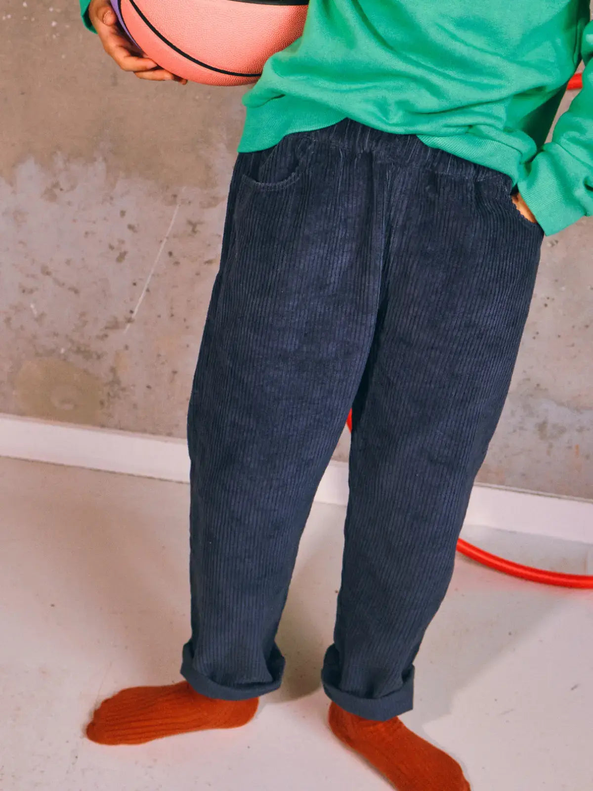 Le pantalon velours Ardoise