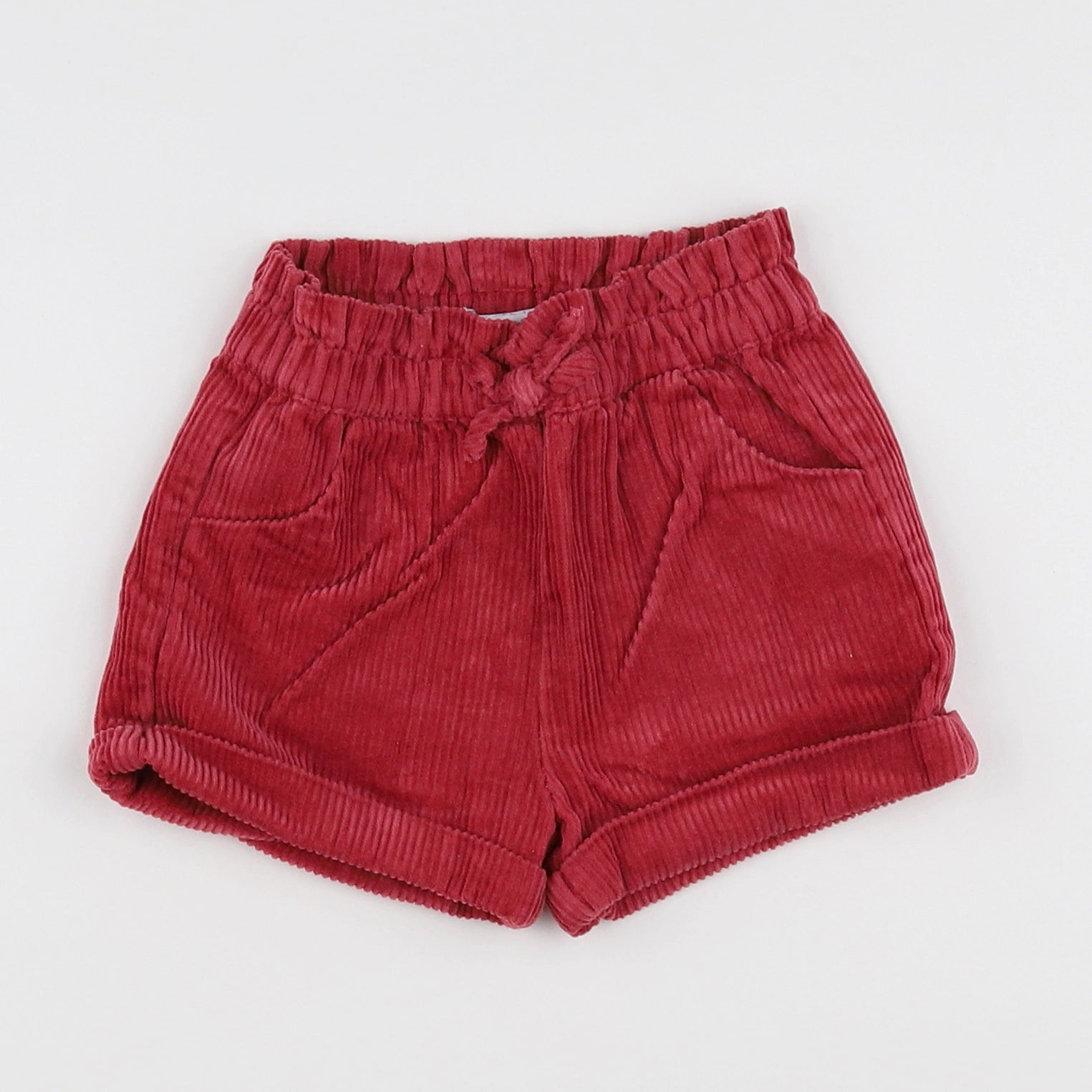 Vertbaudet - short rouge - 18 mois