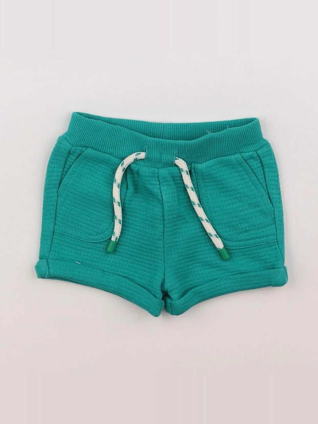 Tape à l'oeil - short vert (état neuf) - 3 mois