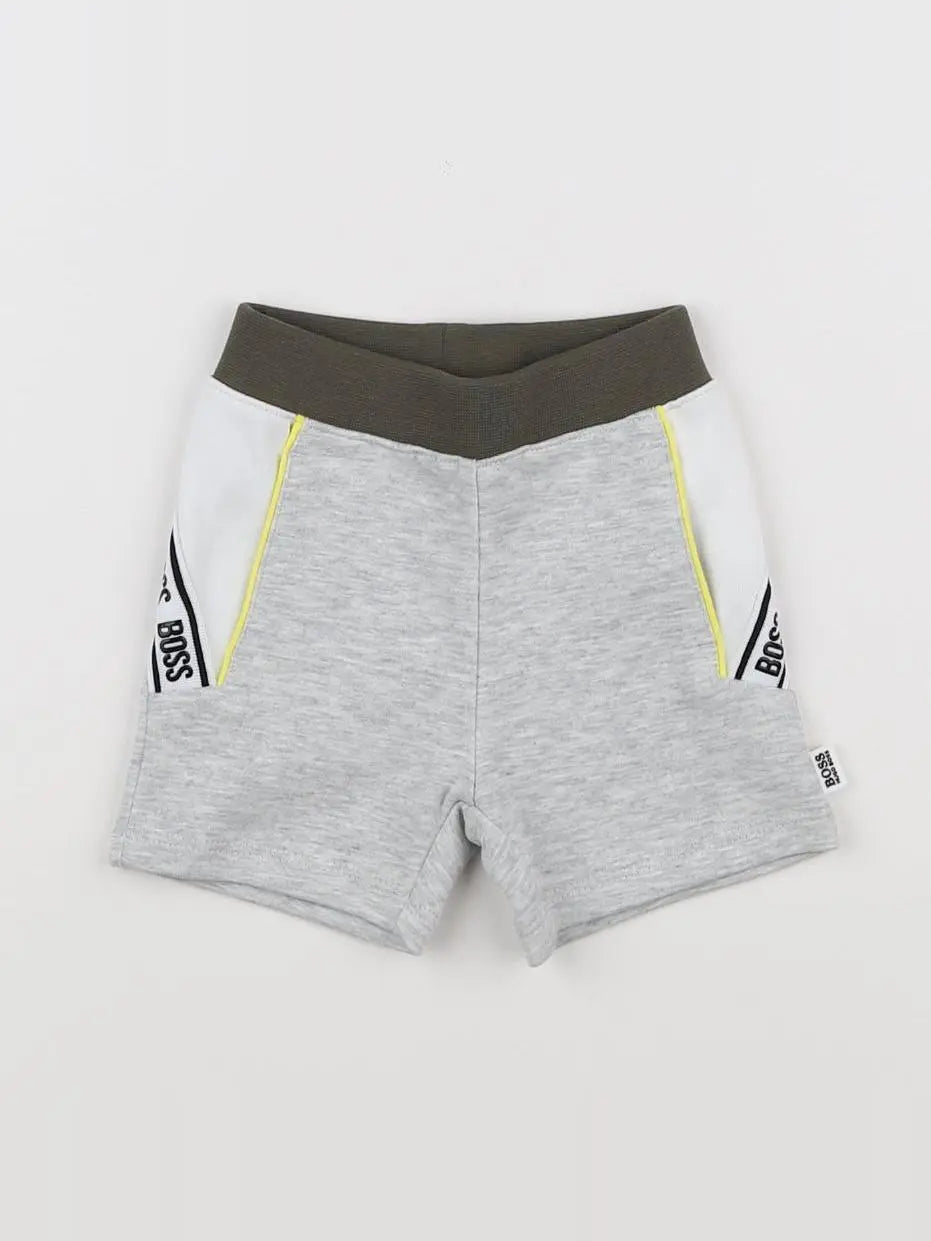 Hugo Boss - short gris (état neuf) - 3 mois