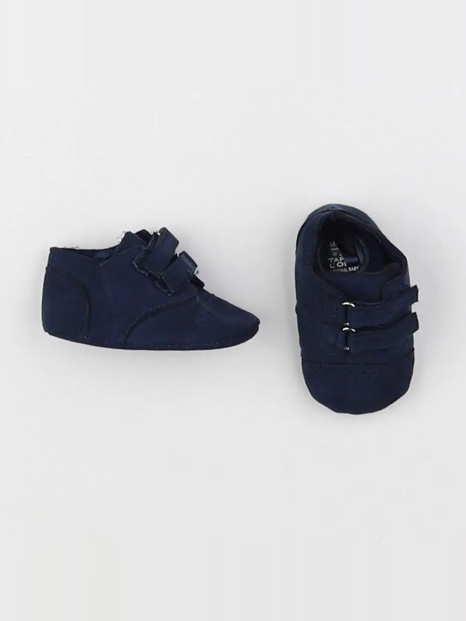 Tape à l'oeil - chaussons bleu - pointure 17