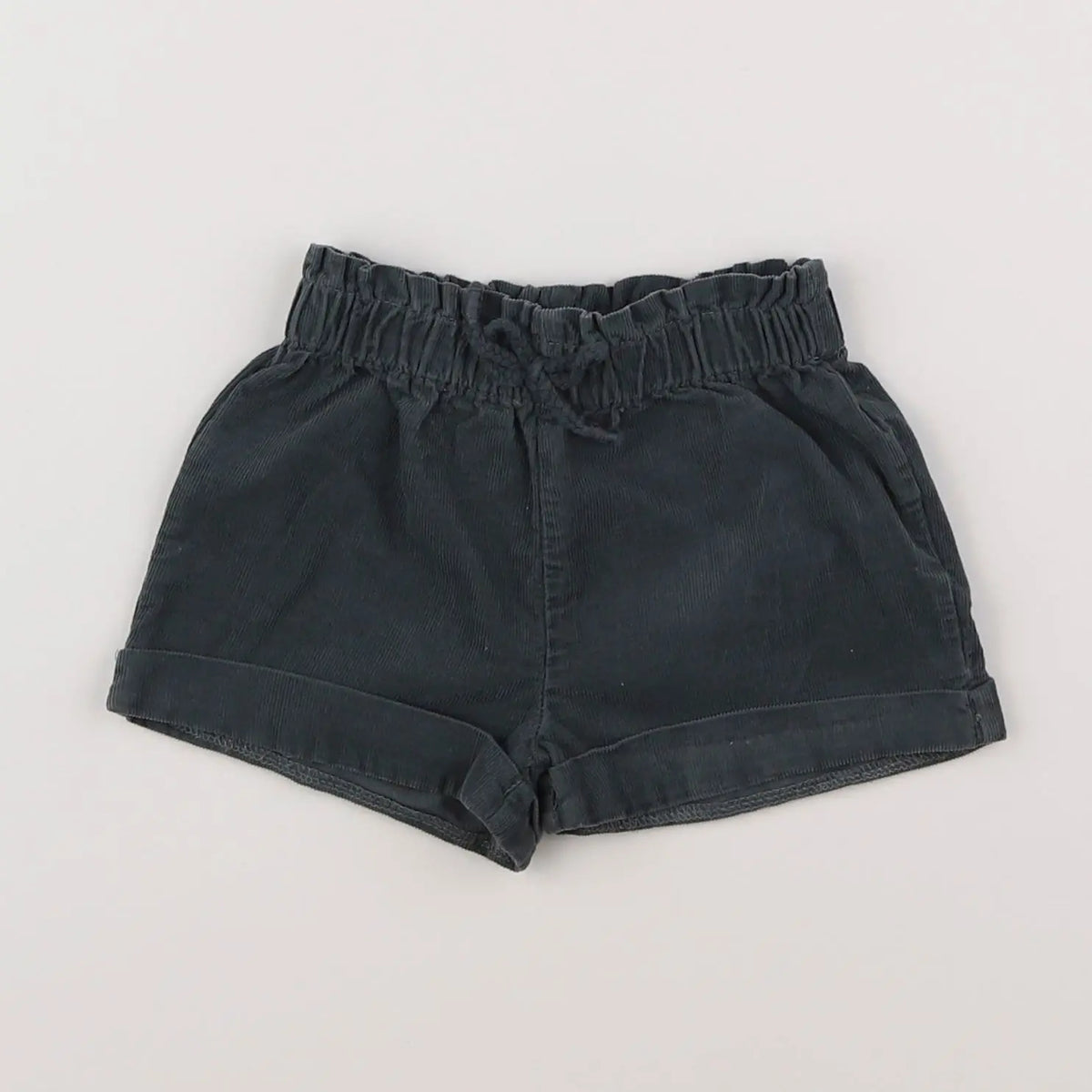 Vertbaudet - short vert - 12 mois